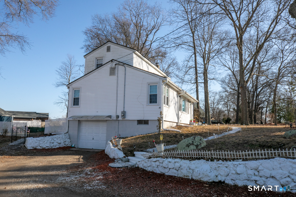 10 Beach Park Road photo 28