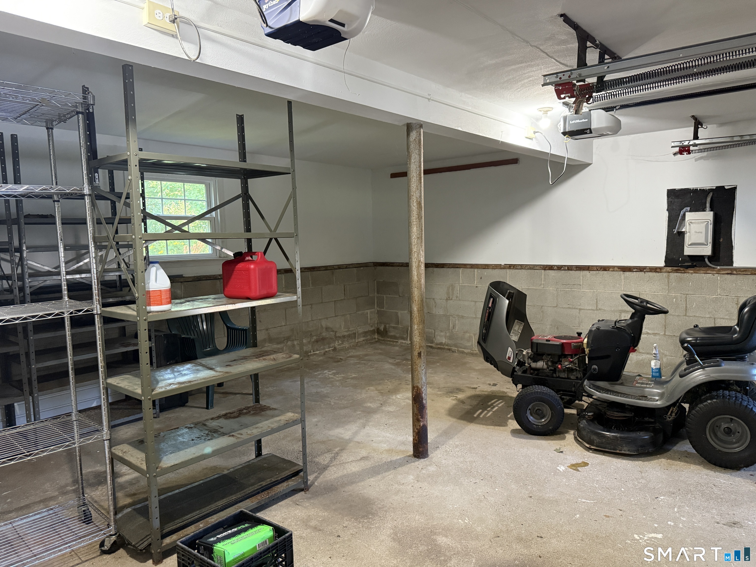 19 Greenwood Lane photo 22