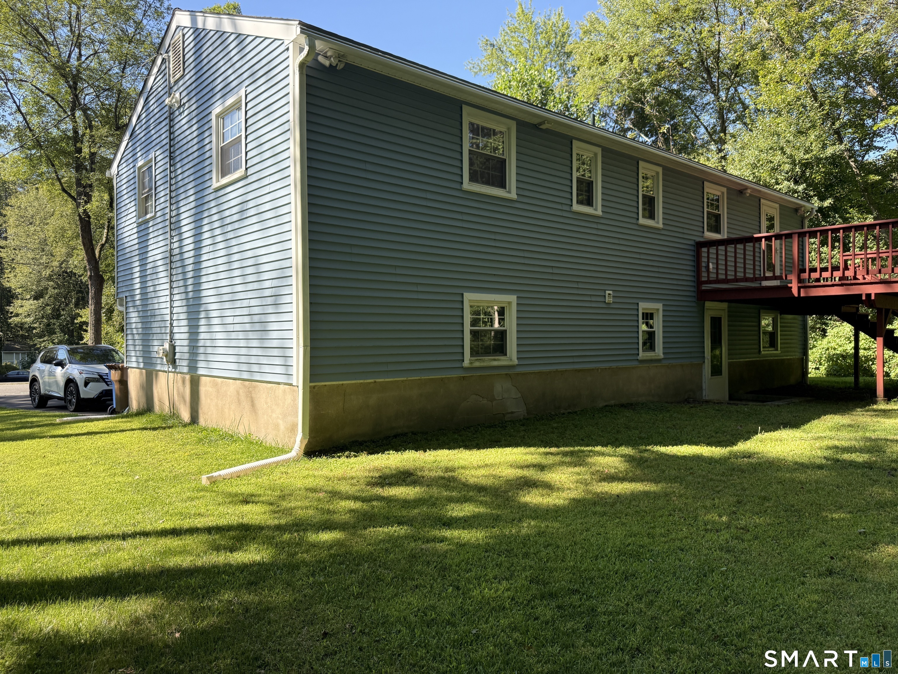 19 Greenwood Lane photo 9