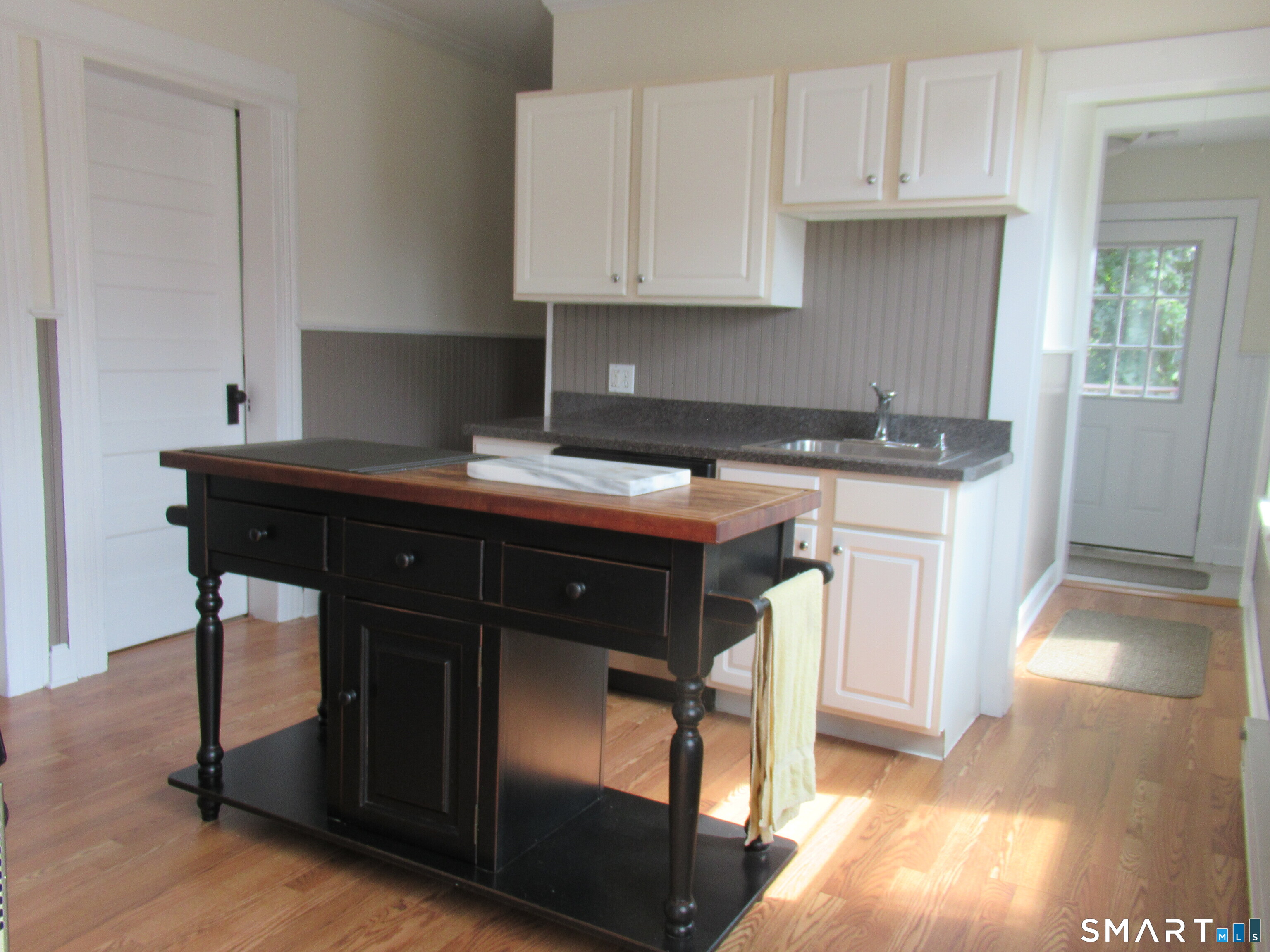 112 Bennett Street  Unit #2nd floor photo 5