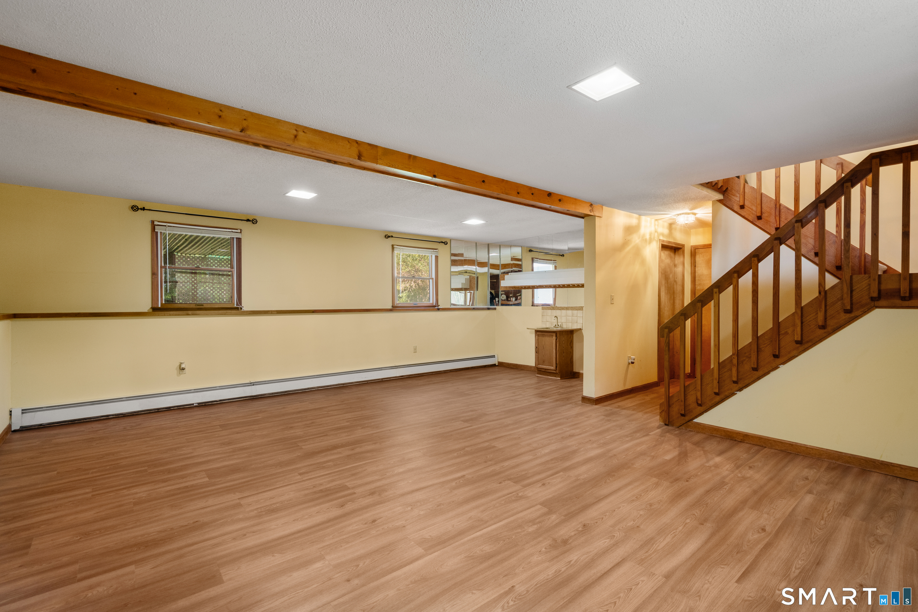 14 Sarah Drive photo 32