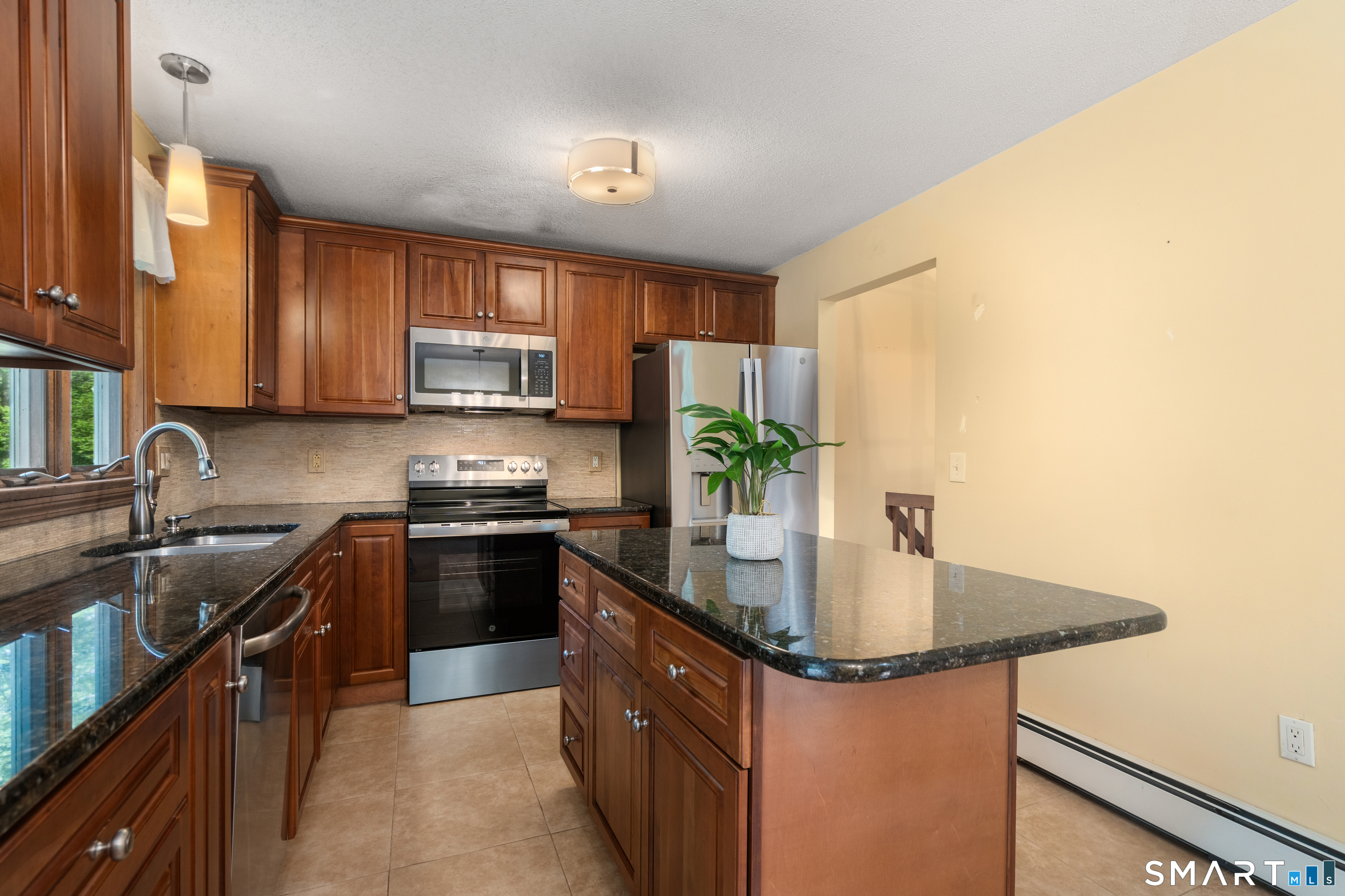 14 Sarah Drive photo 20