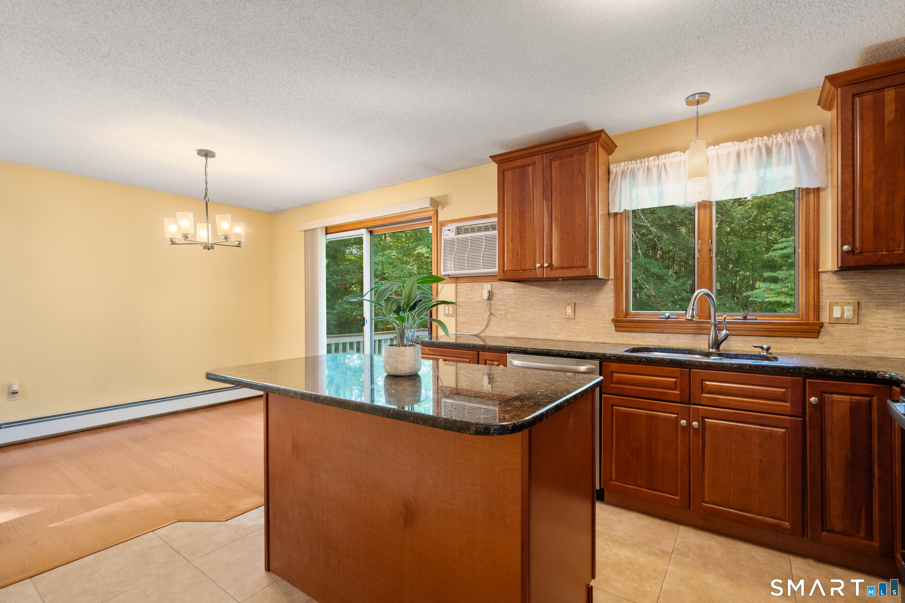 14 Sarah Drive photo 22
