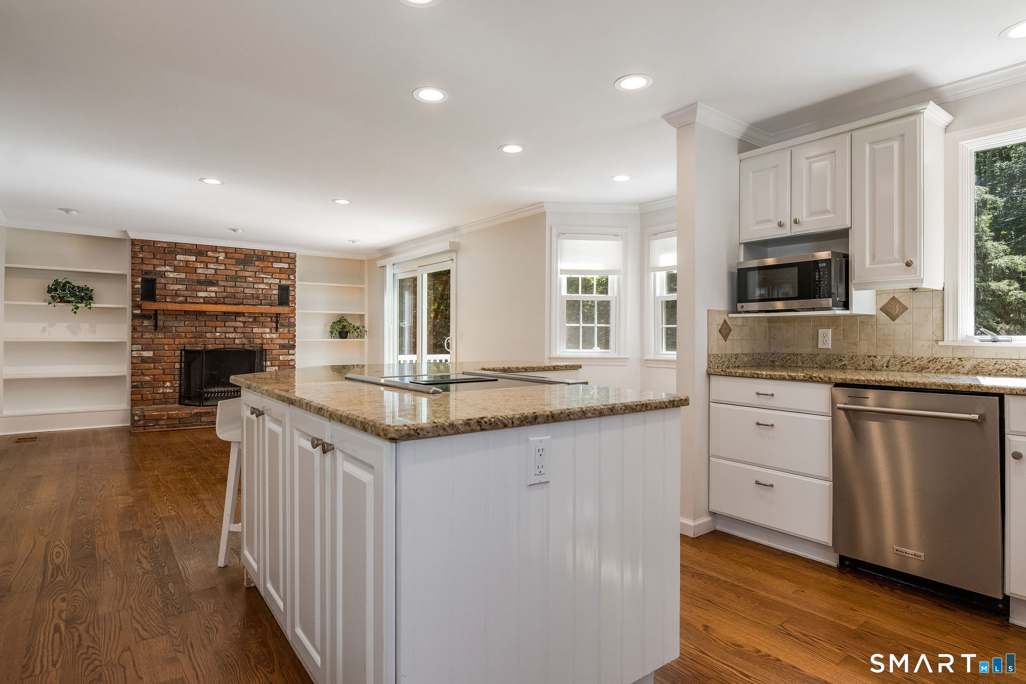 29 Flat Rock Hill Road photo 4