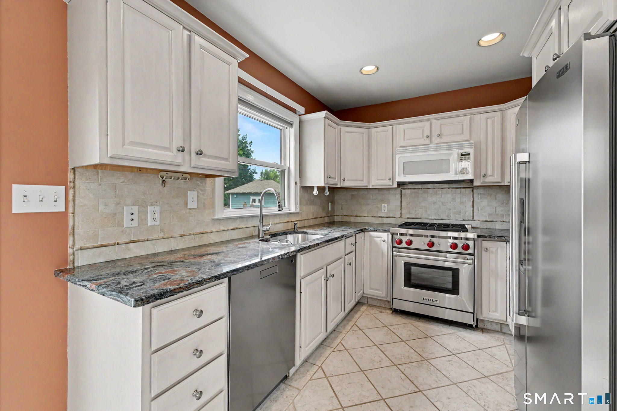160 Gregory Boulevard photo 12