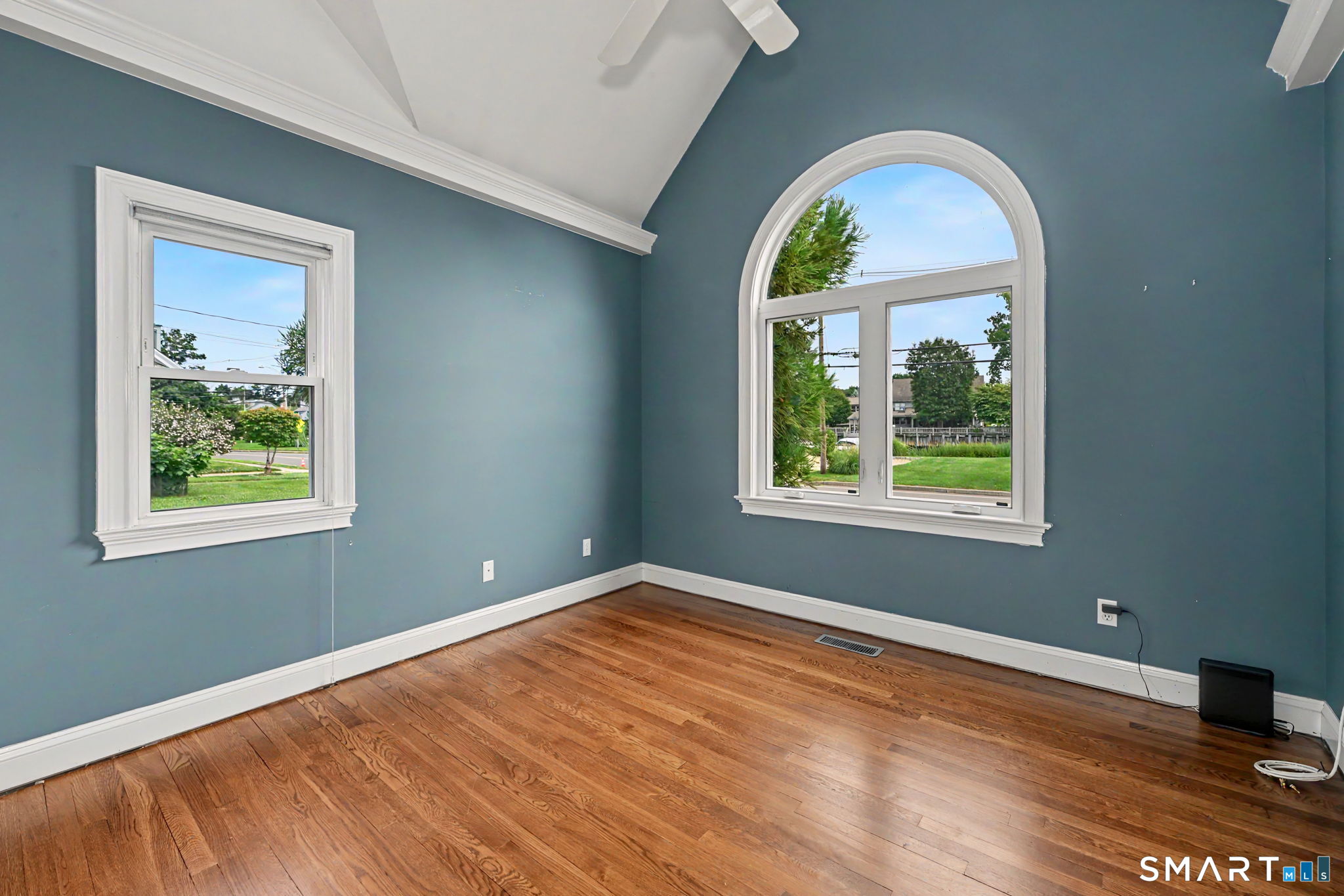 160 Gregory Boulevard photo 18