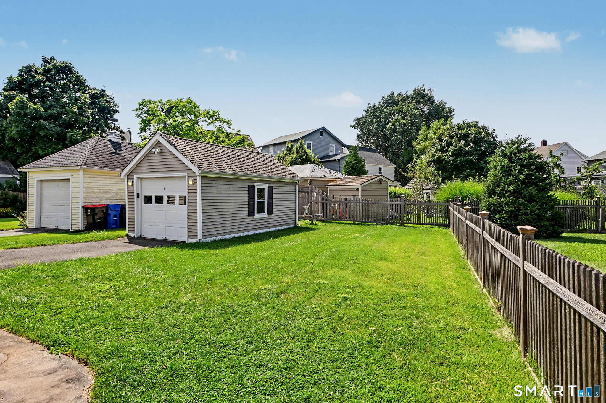160 Gregory Boulevard photo 30