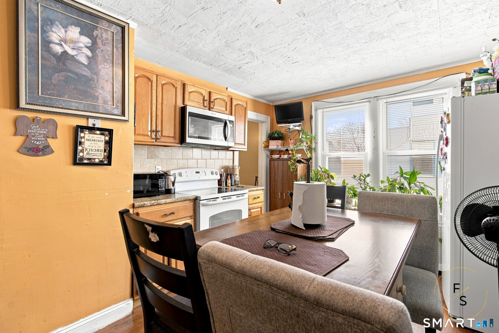 60 Tower Avenue photo 8