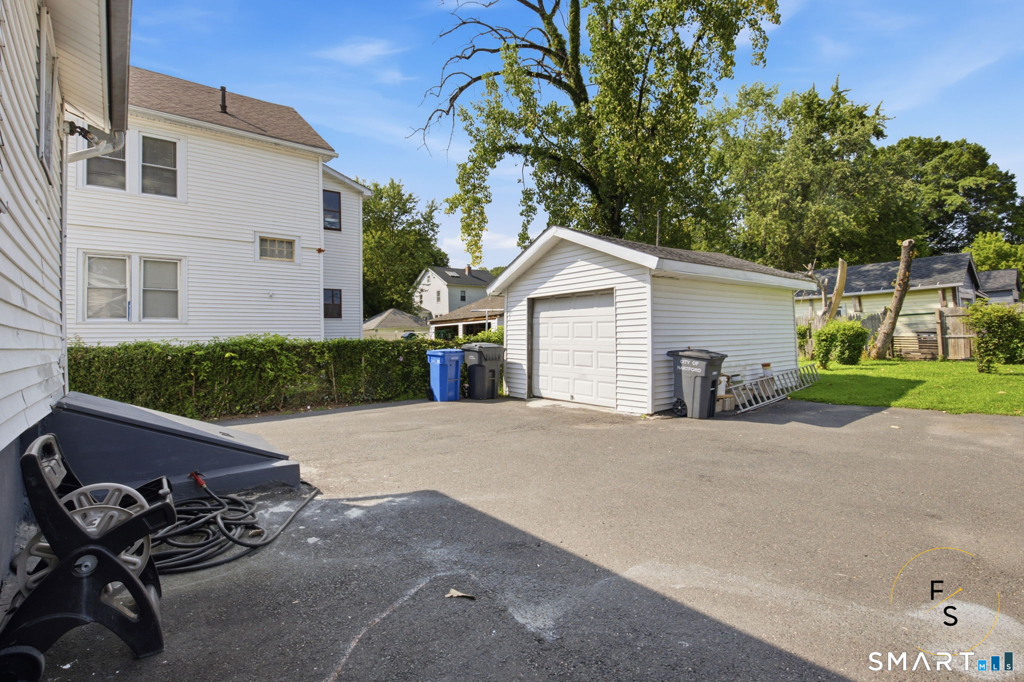 60 Tower Avenue photo 38