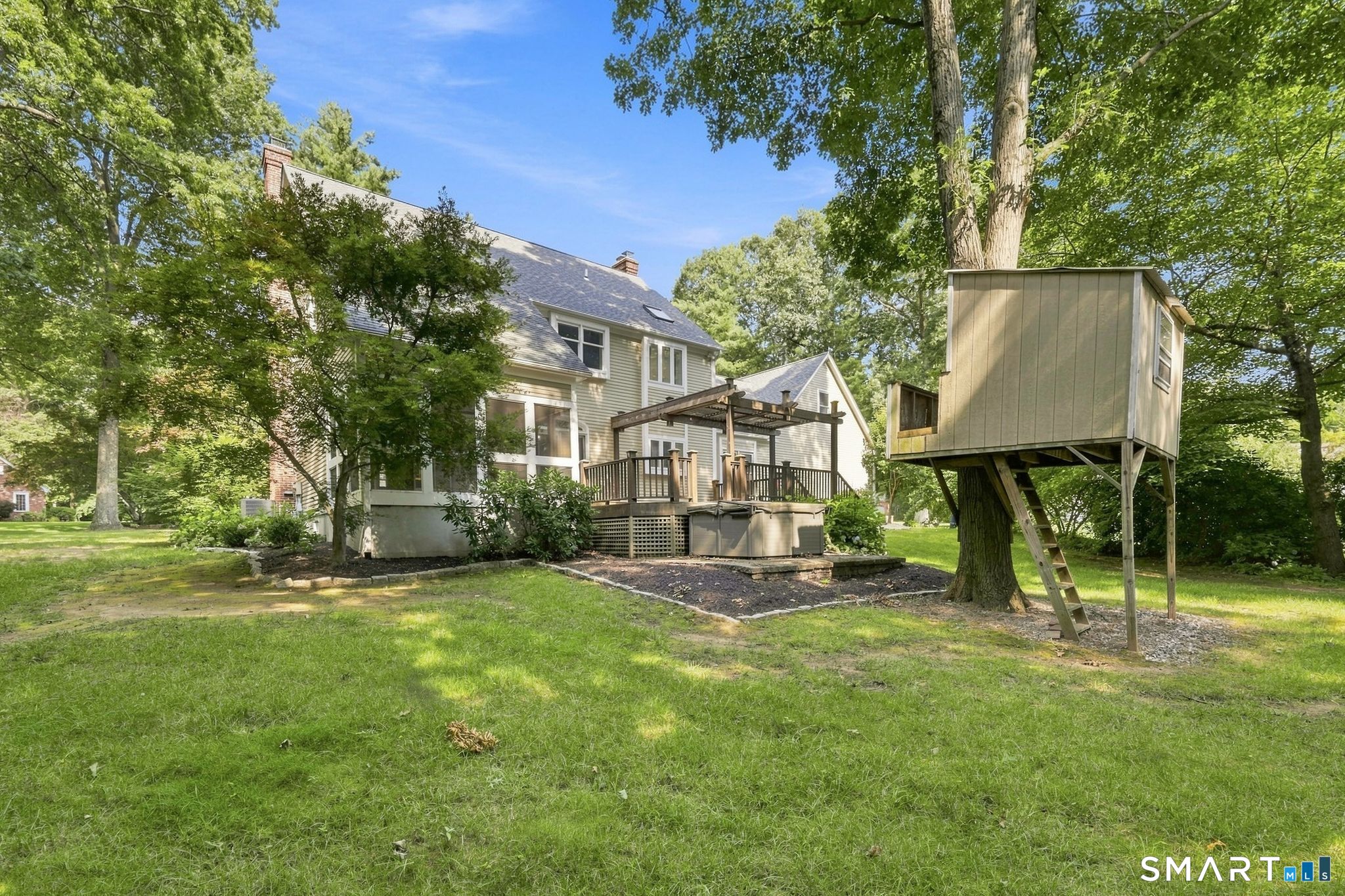 122 Greenwood Drive photo 40