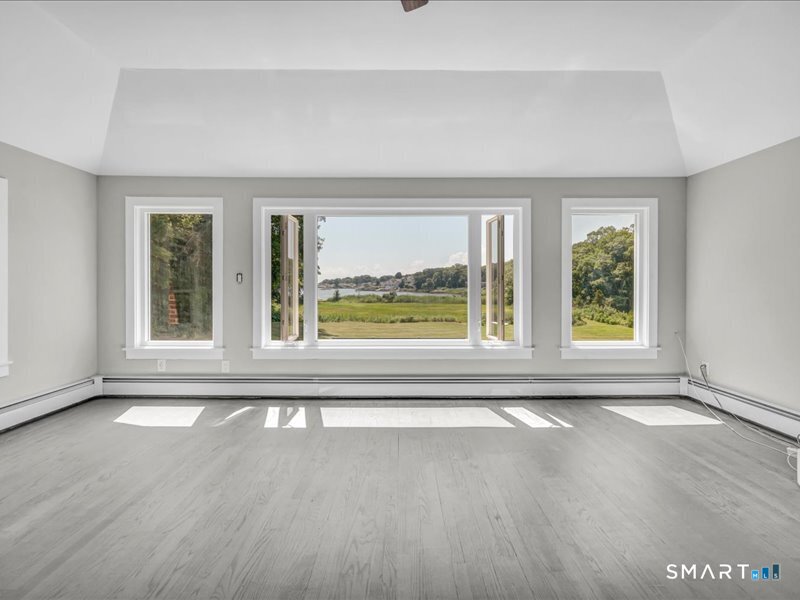 50 Stannard Avenue photo 10
