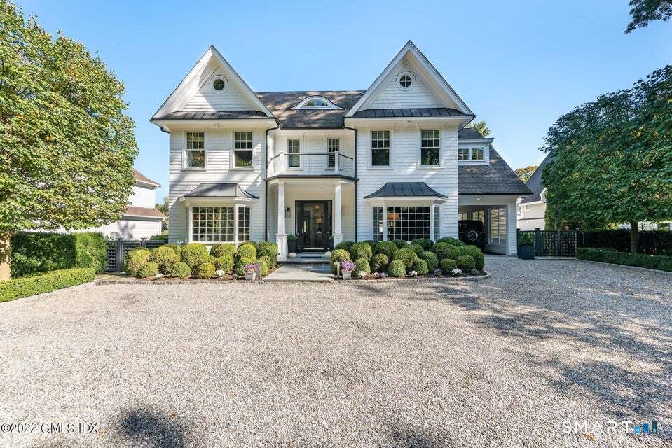 59 Hillside Drive, Greenwich, Connecticut 06830