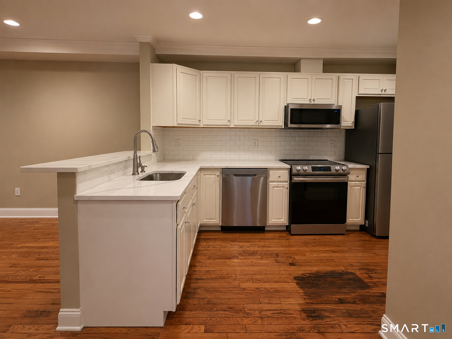 5th image of 1 Beaver Brook Rd #29, Danbury, CT 06810 | MLS# 24198467