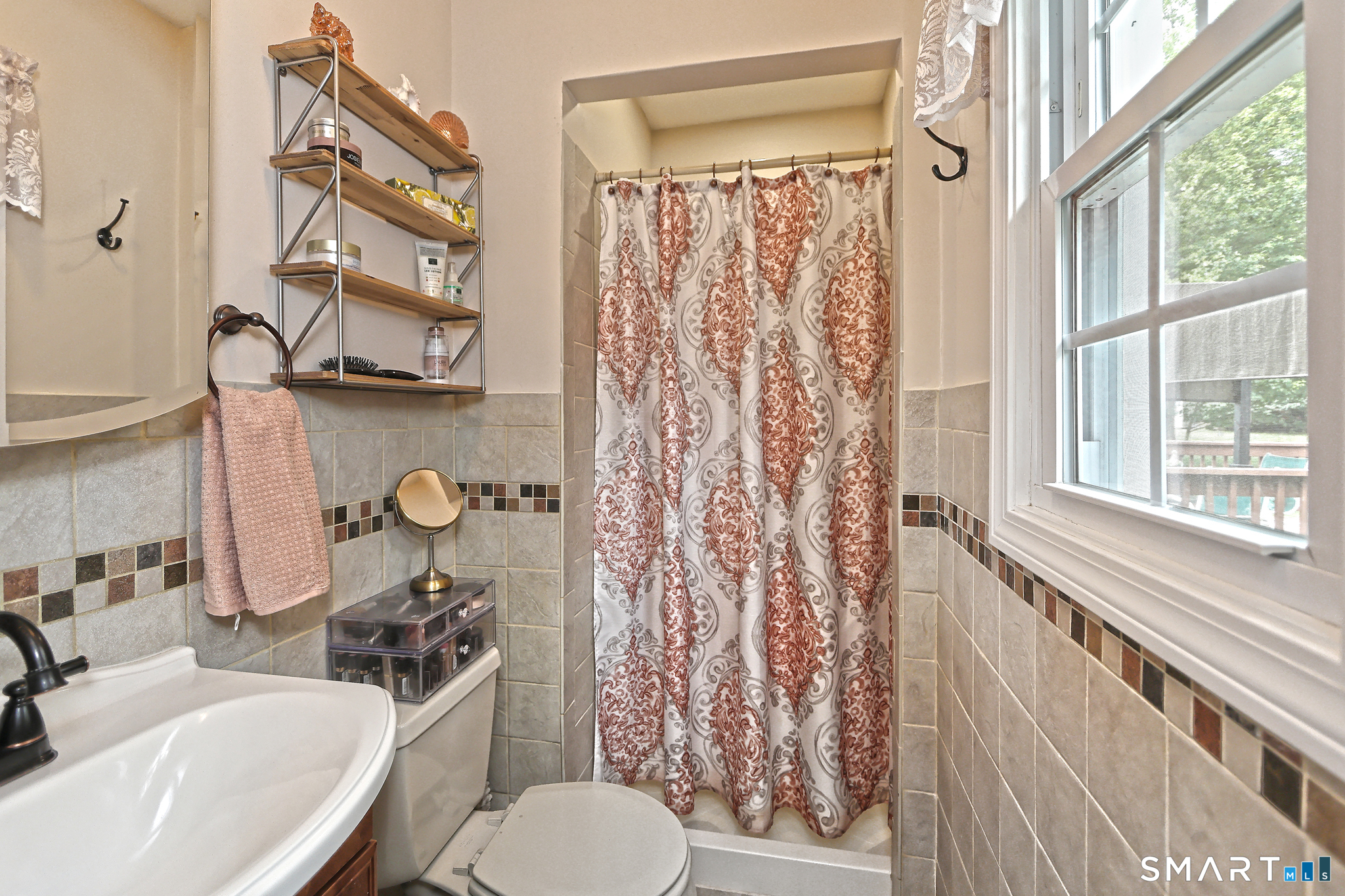 30 Lakeview Drive photo 13