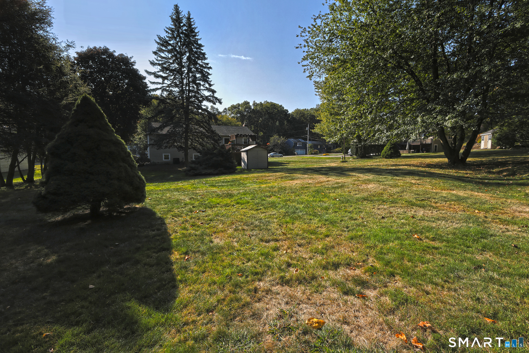 30 Lakeview Drive photo 33