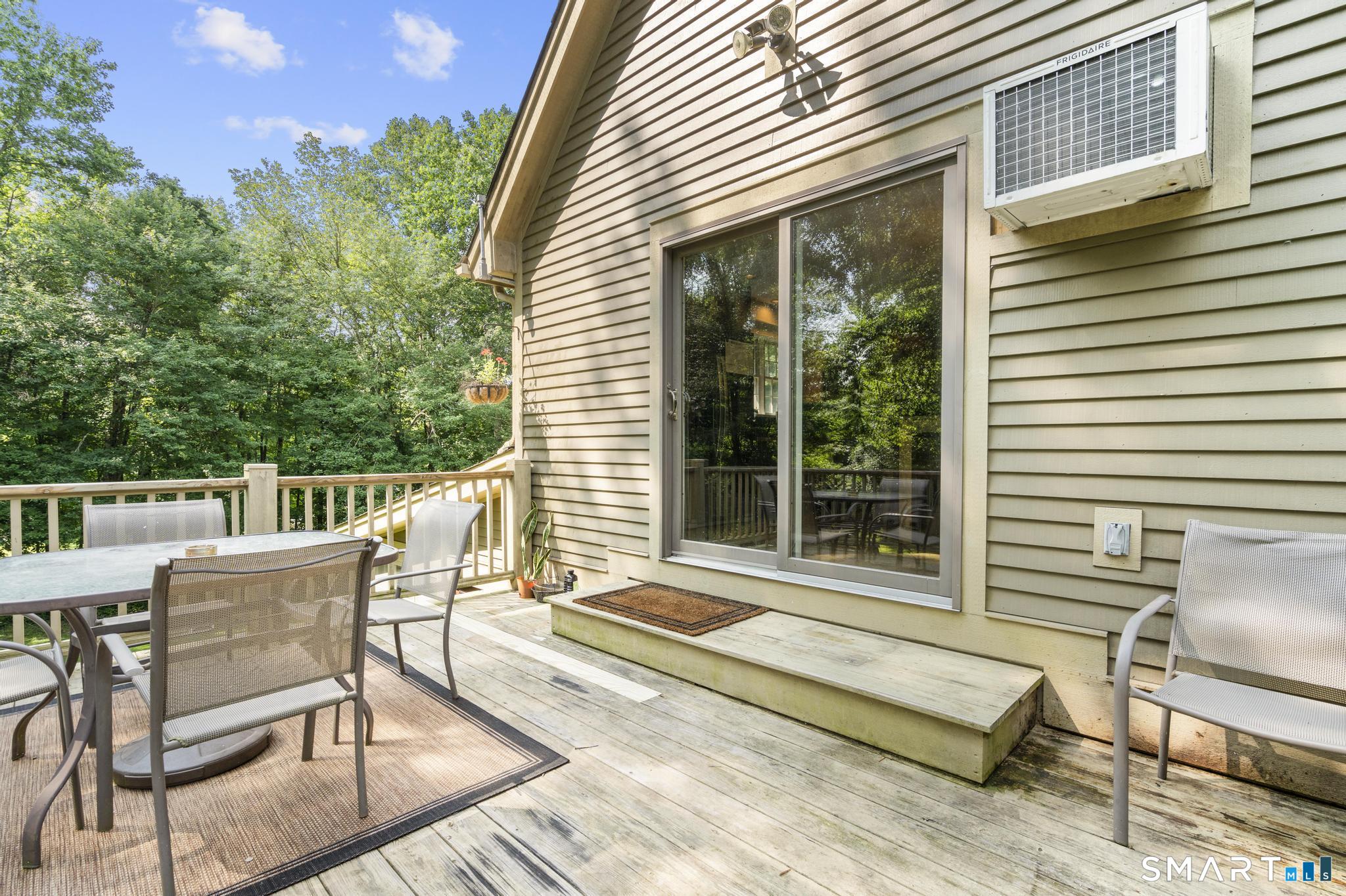 10 Anna Drive photo 14