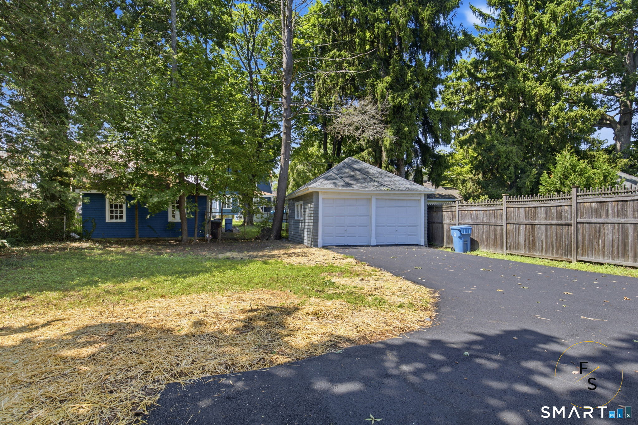 93 Forest Street photo 34
