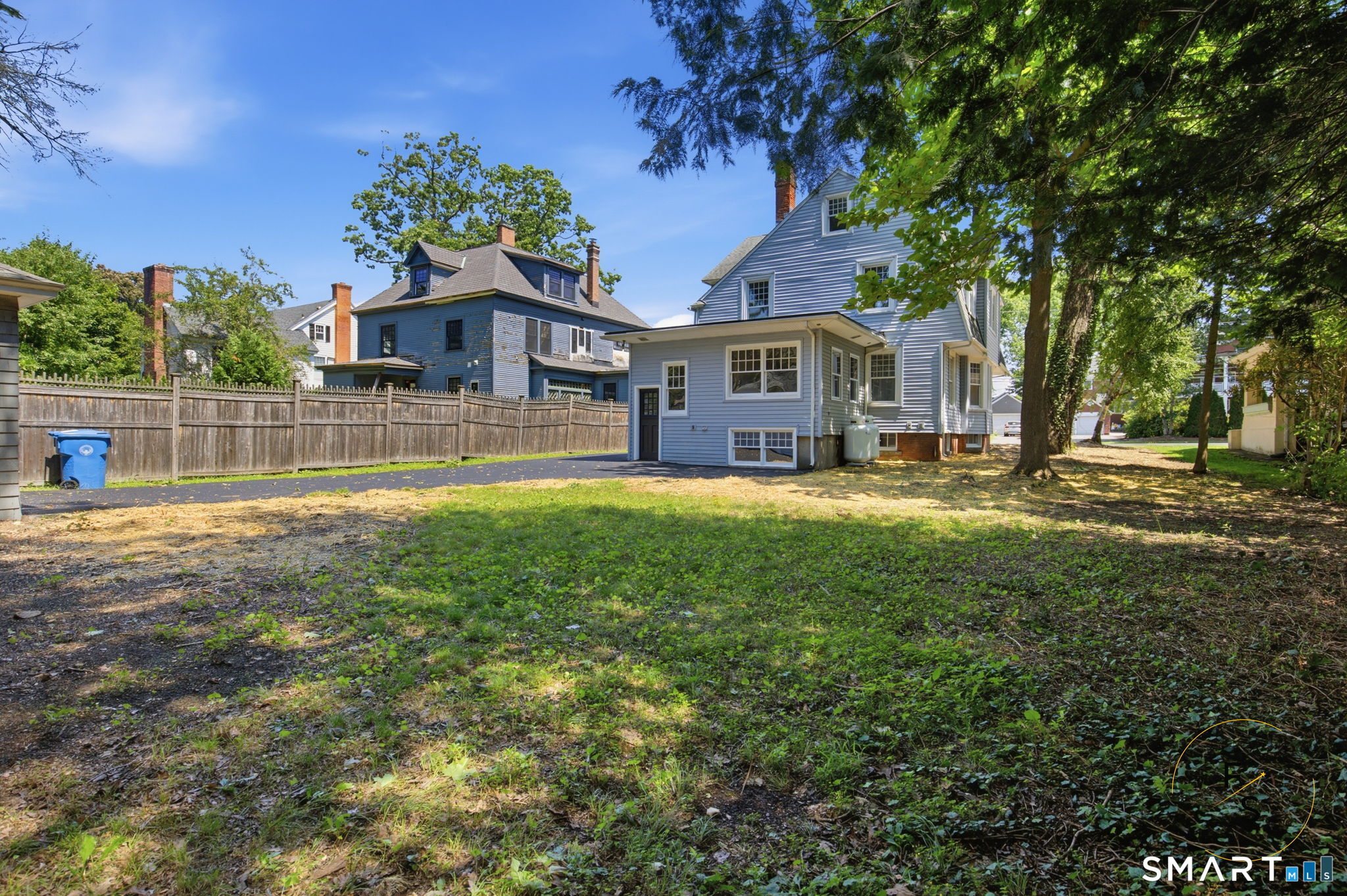 93 Forest Street photo 35