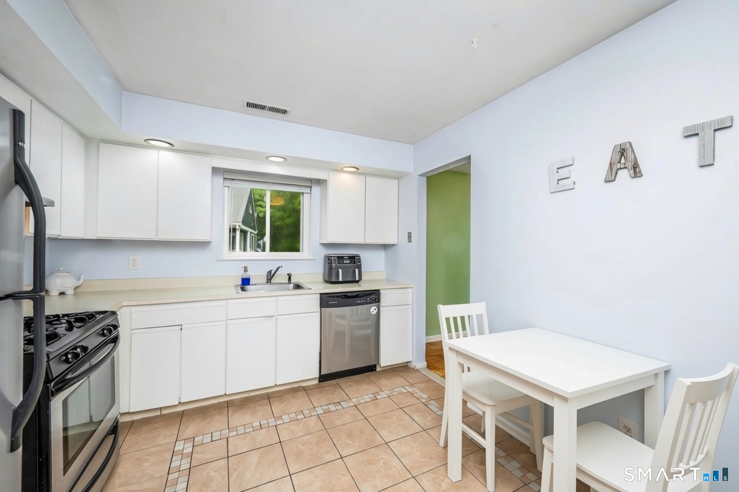 215 Windgate Circle Unit #E photo 15