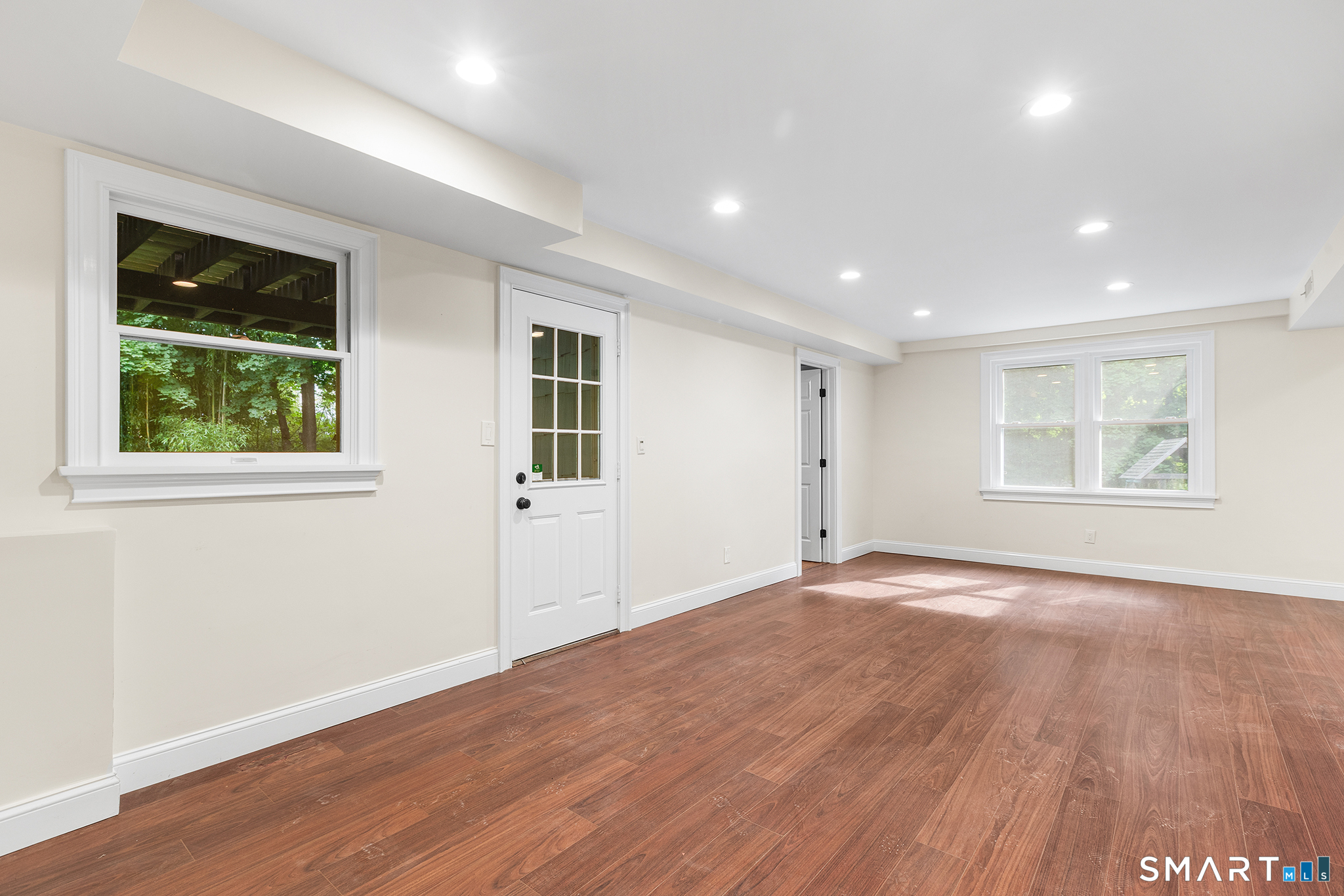 241 Pemberwick Road photo 20