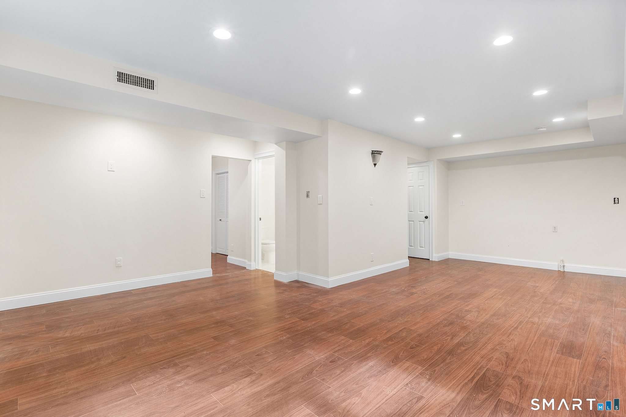241 Pemberwick Road photo 21