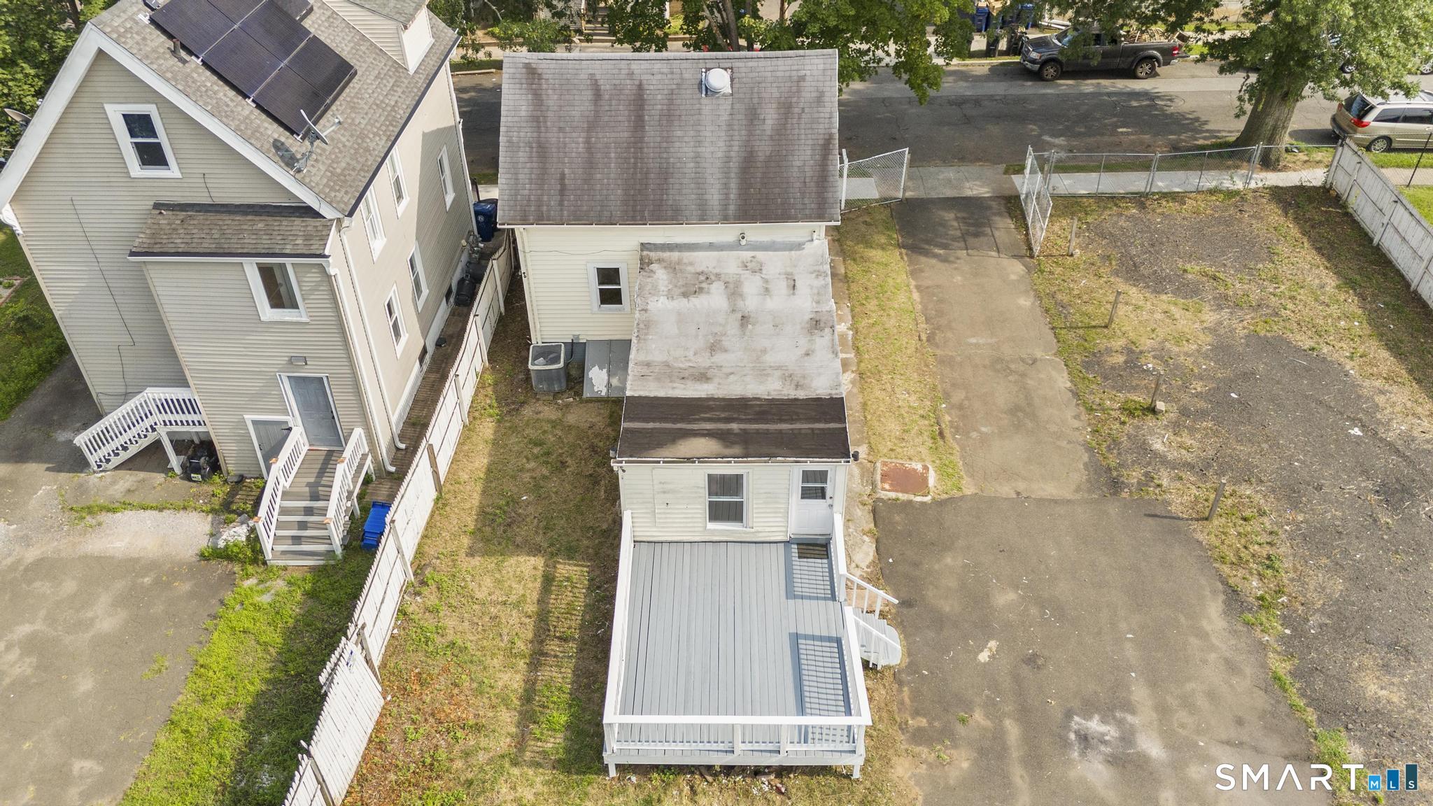 59 North Place photo 31