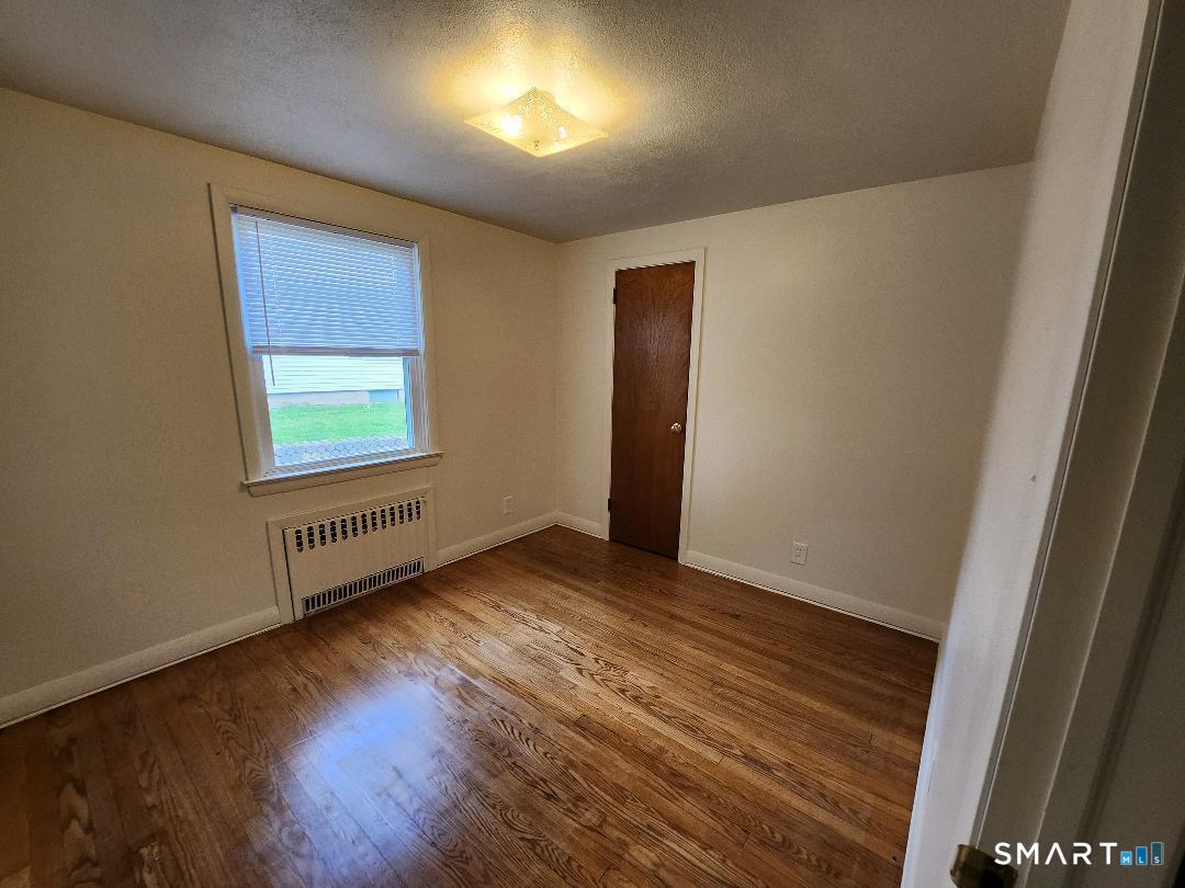 40 Glenwood Street photo 6