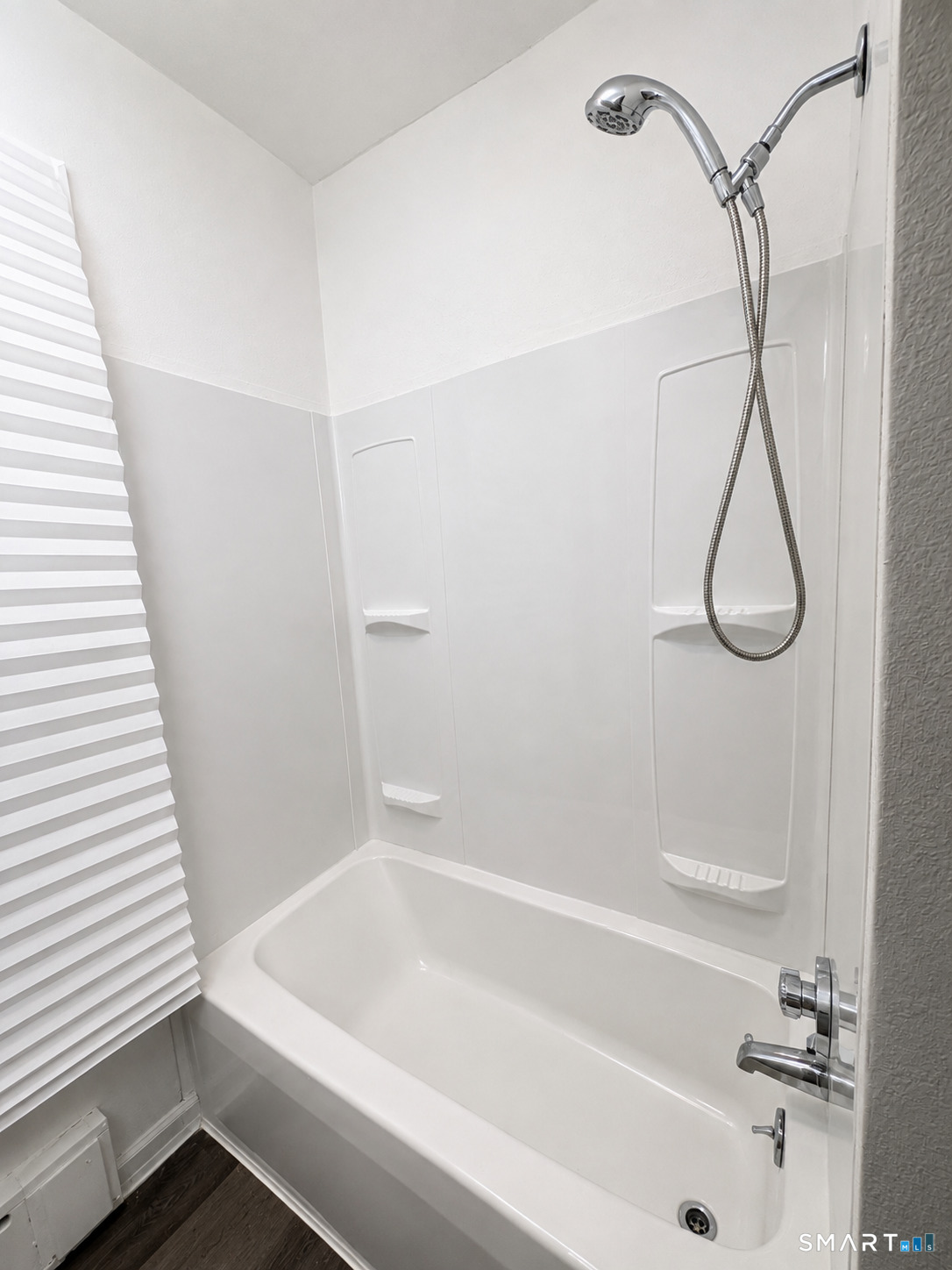78 Rhodes Street photo 9