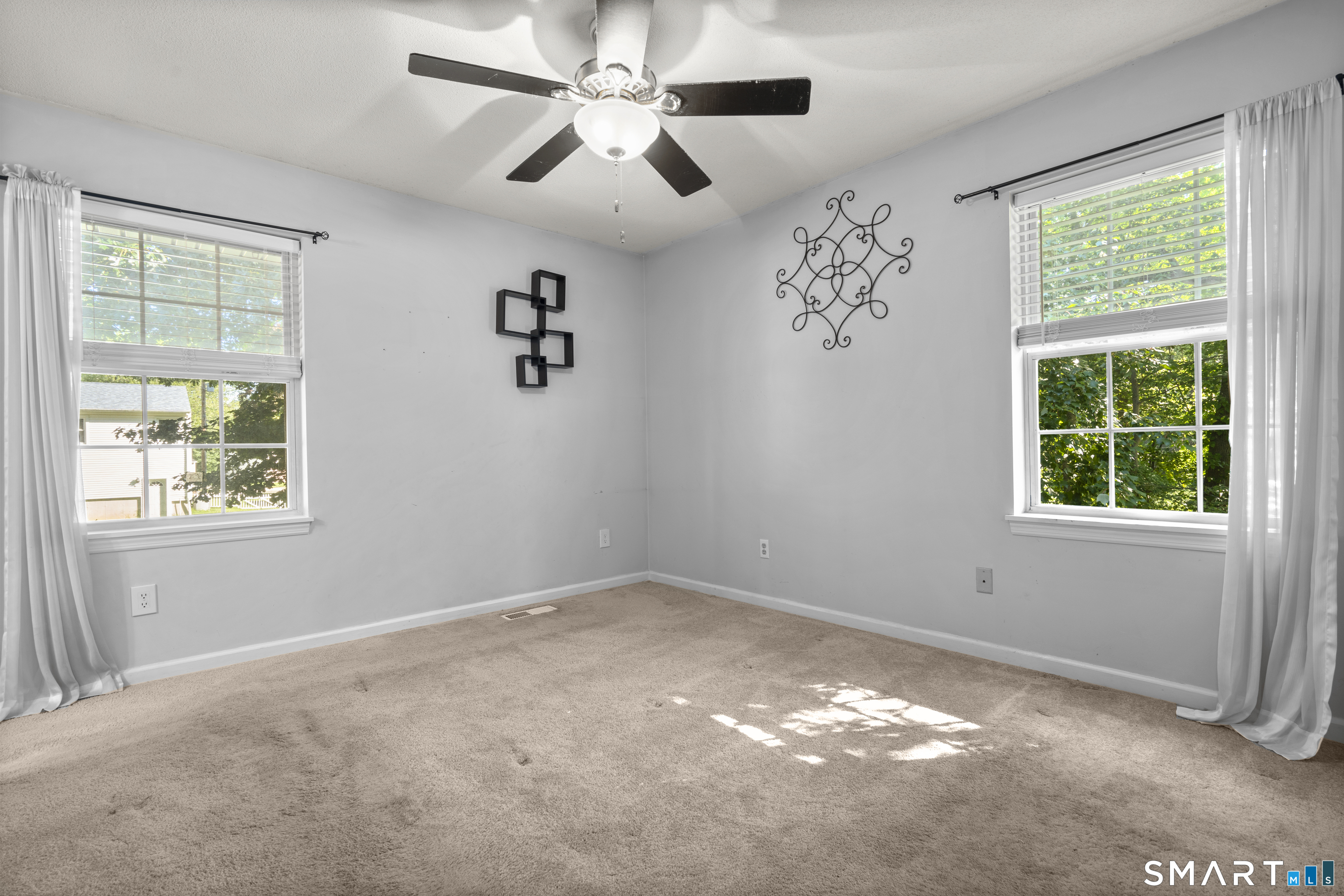 53 Perry Merrill Drive photo 9