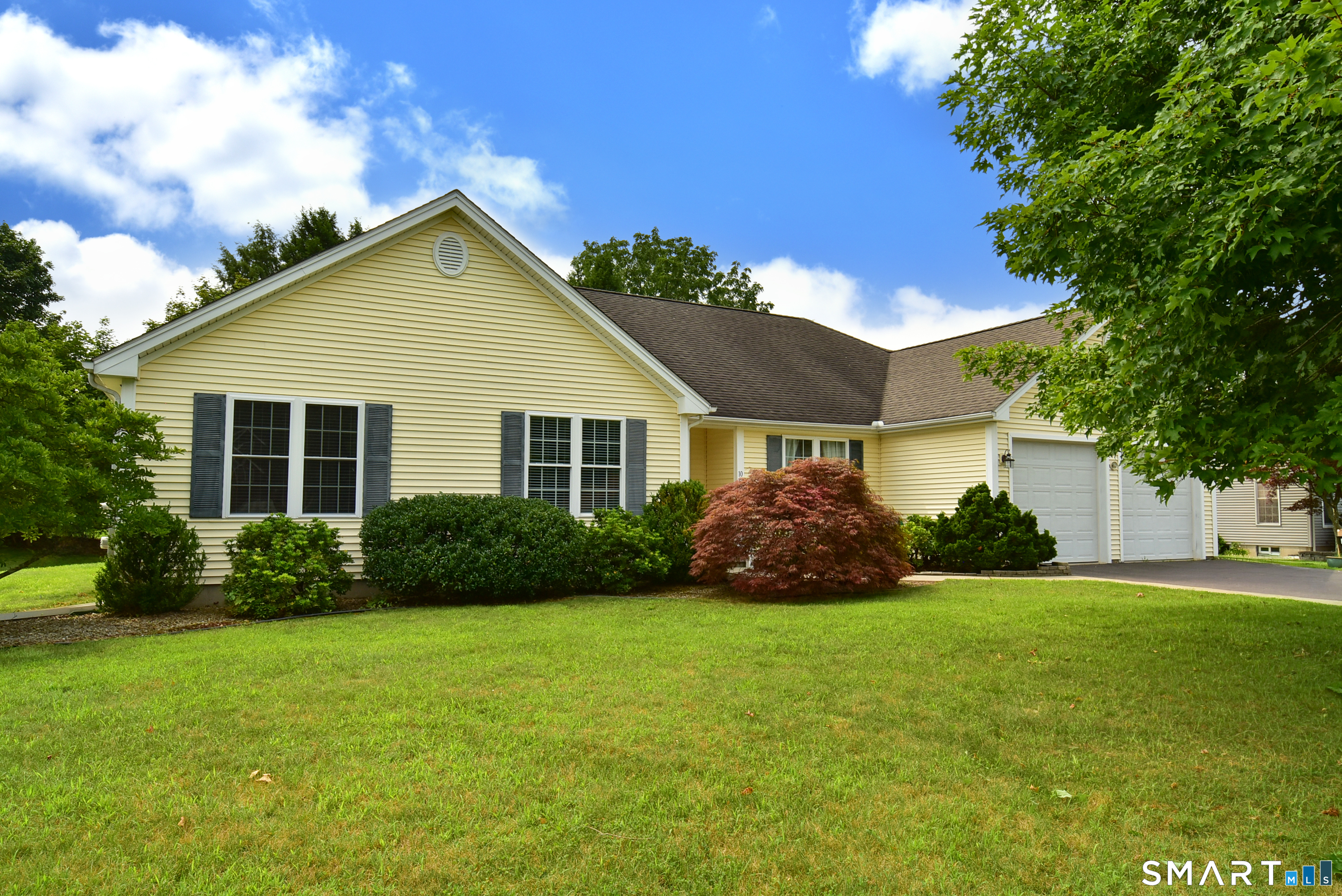 10 Coughlin Road, Manchester, CT 06040