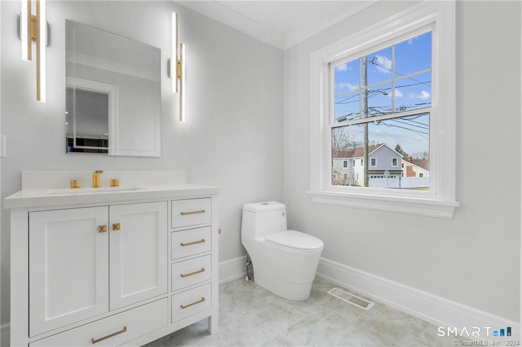 5 Shaw Avenue photo 18