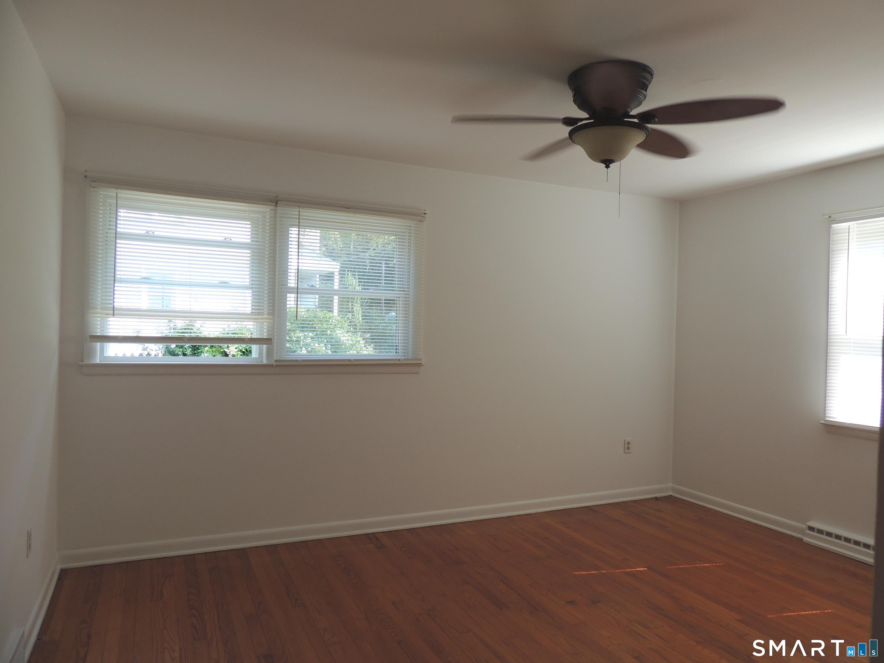 87 Hotchkiss Grove Road photo 14