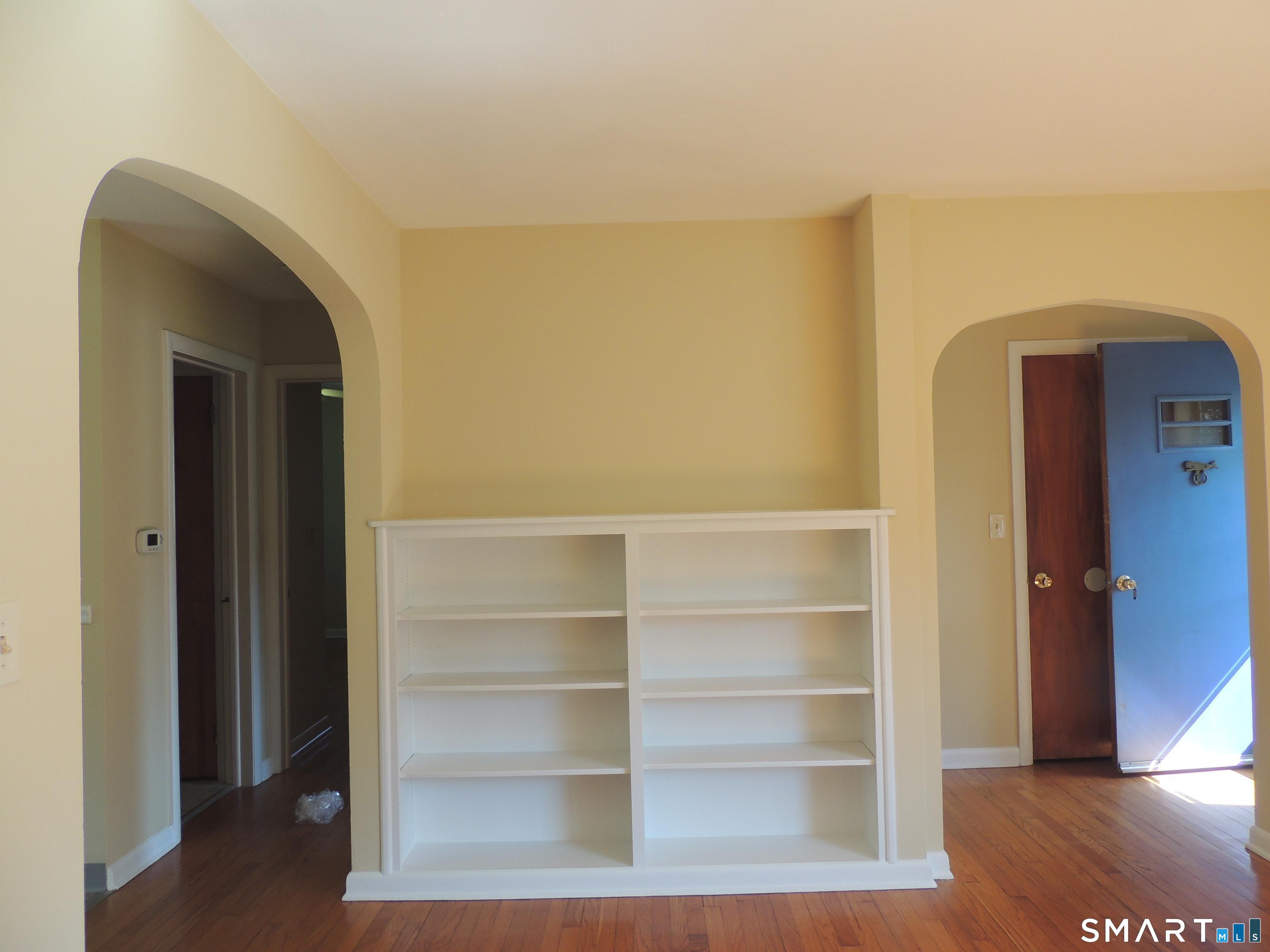 87 Hotchkiss Grove Road photo 5