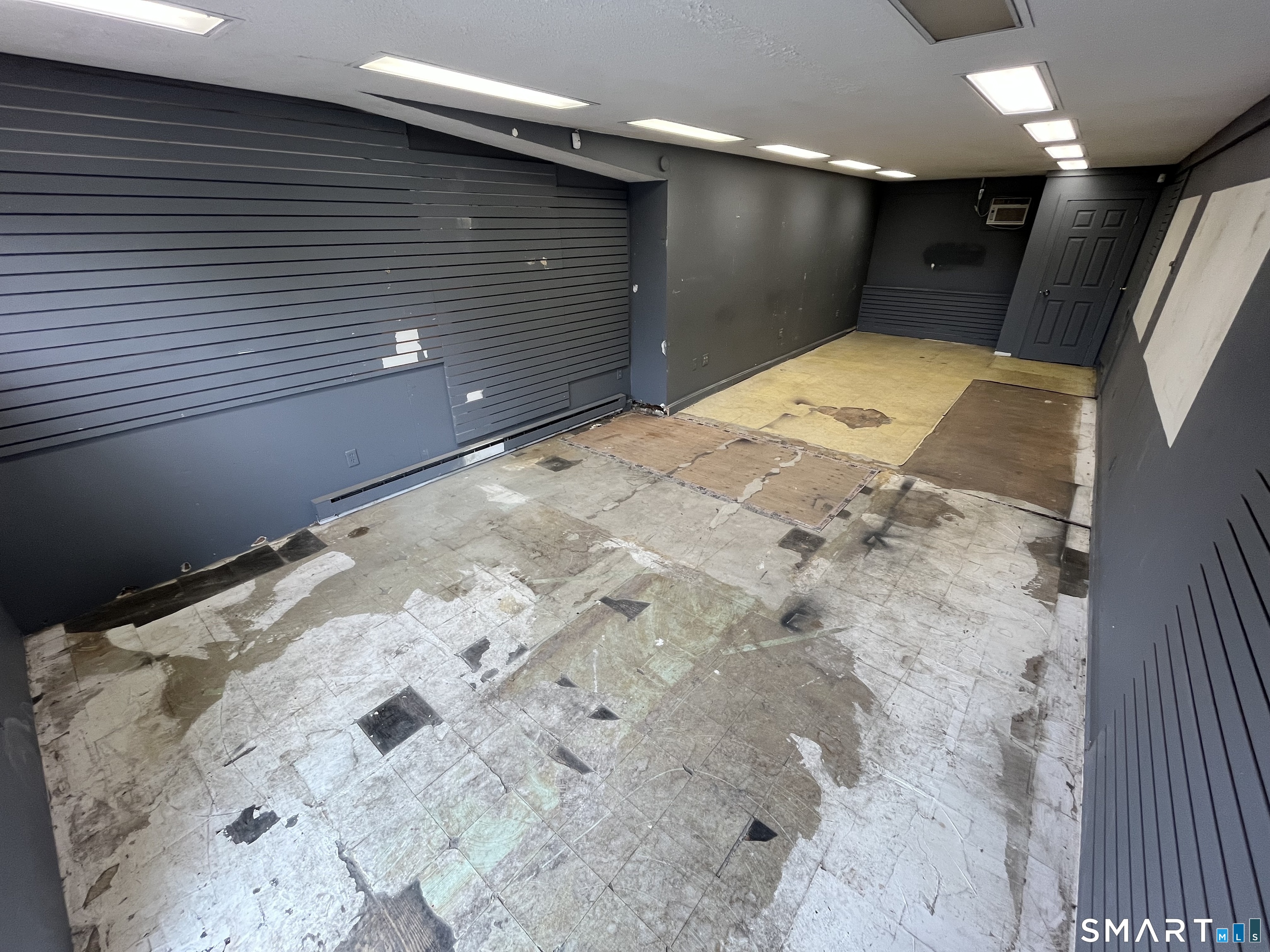 215 Albany Turnpike photo 3