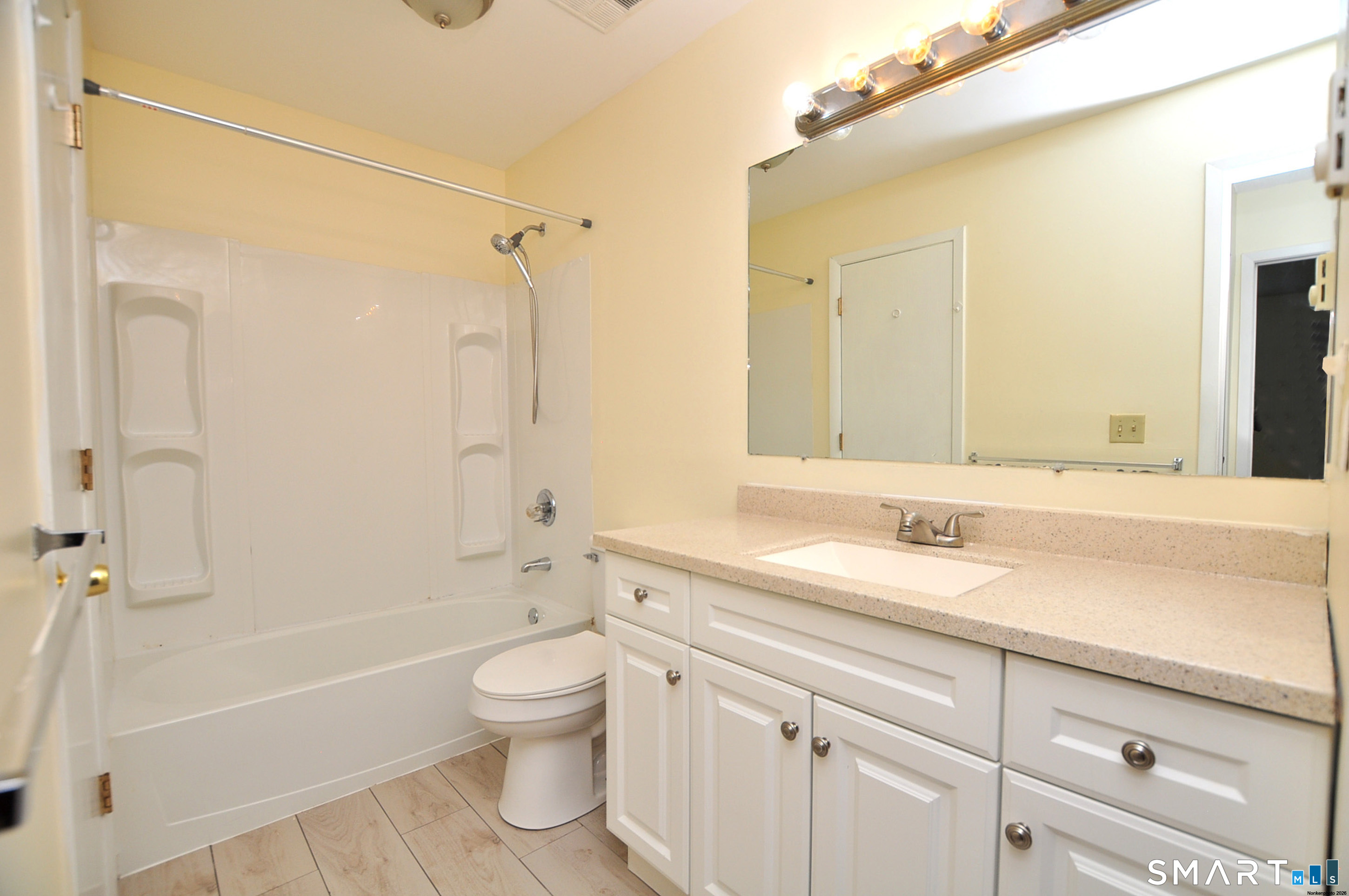 103 Wellington Drive  Unit #103 photo 9