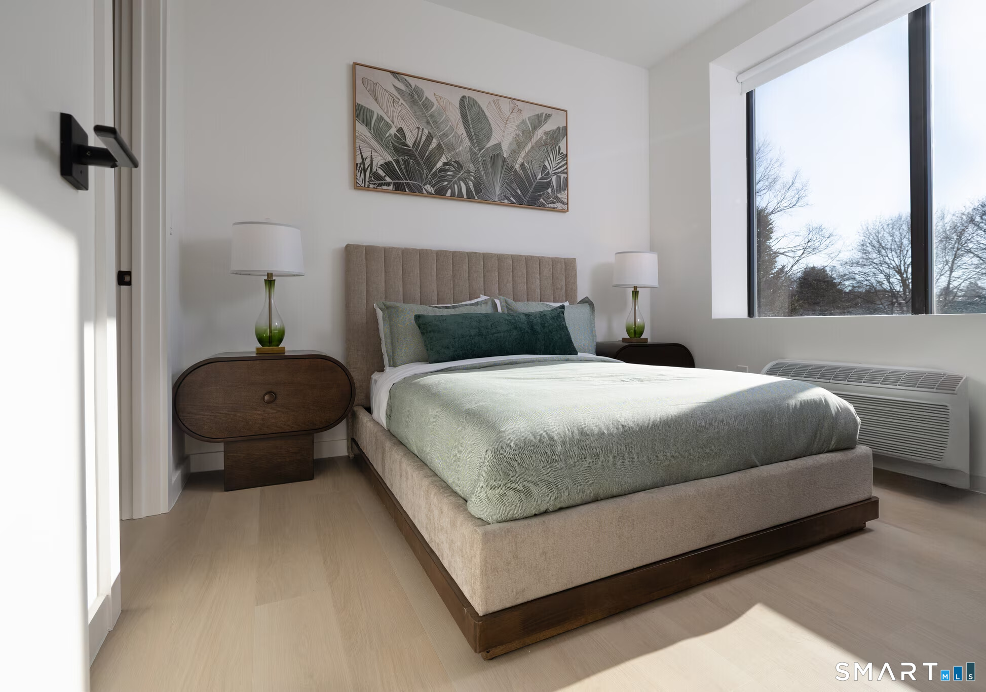 540 Bond Street photo 13