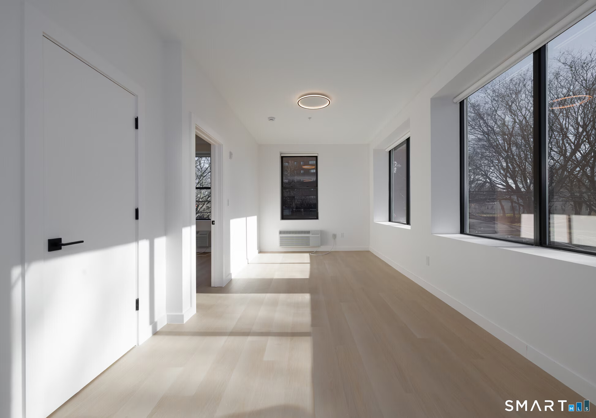 540 Bond Street photo 16
