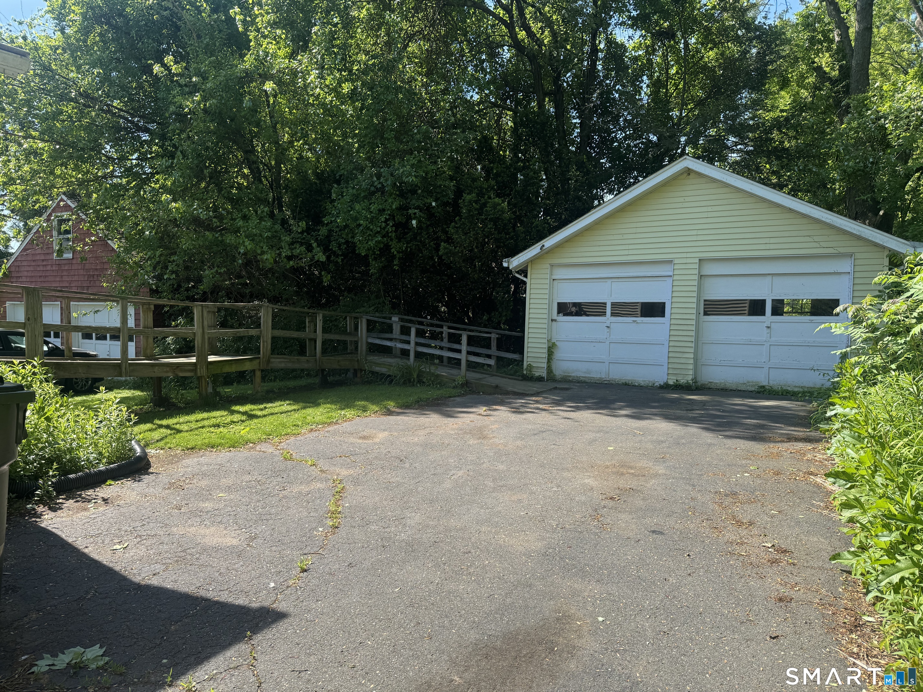 5th image of 133 Grove St, Windsor Locks, CT 06096 | MLS# 24198582