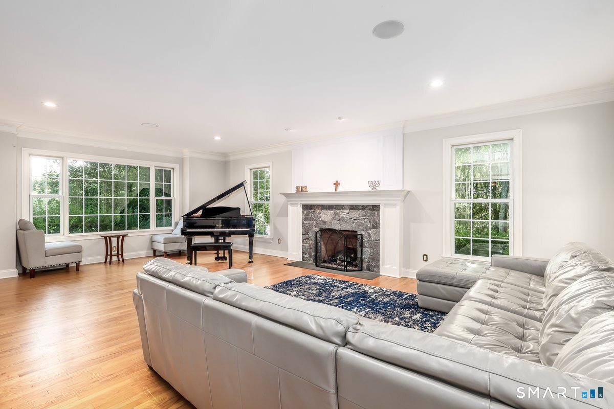 4 Mia Bella Drive photo 14