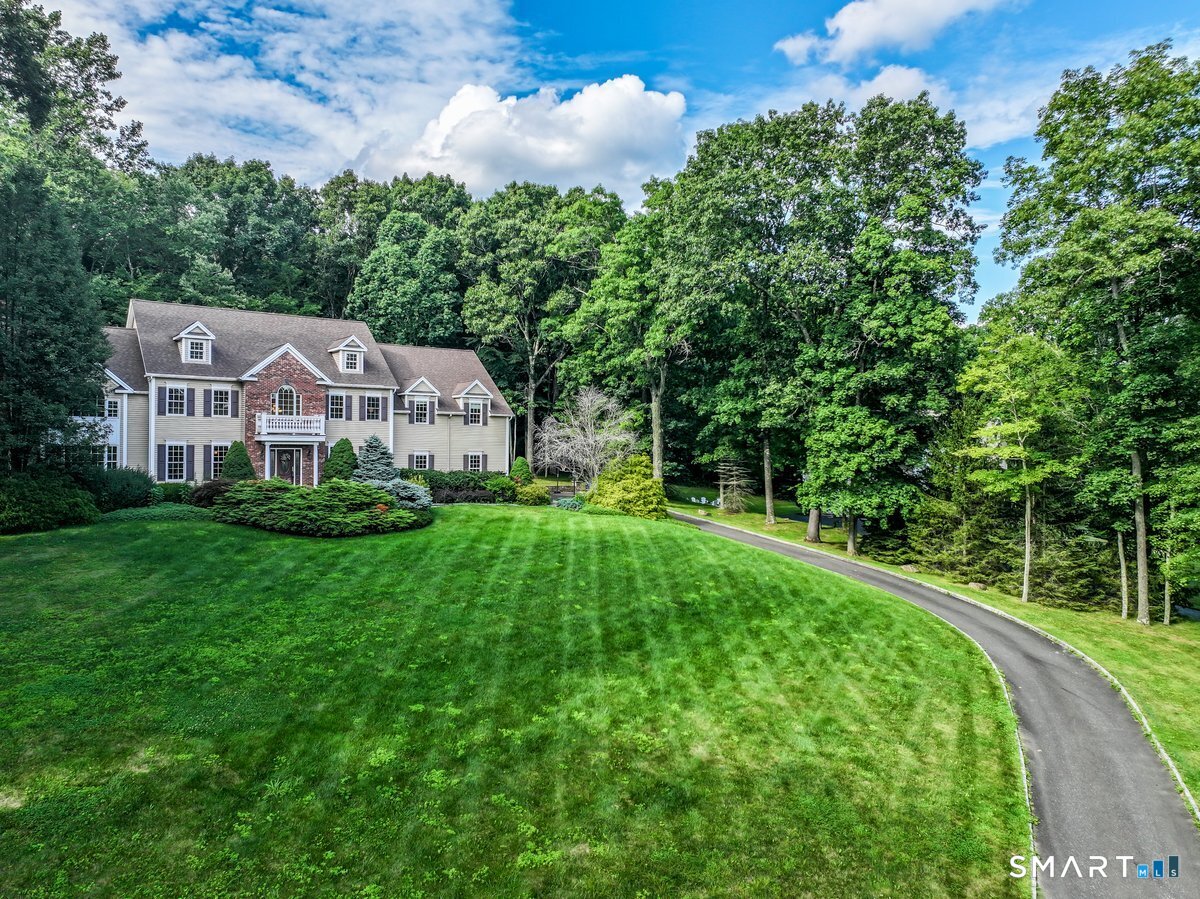 4 Mia Bella Drive photo 2