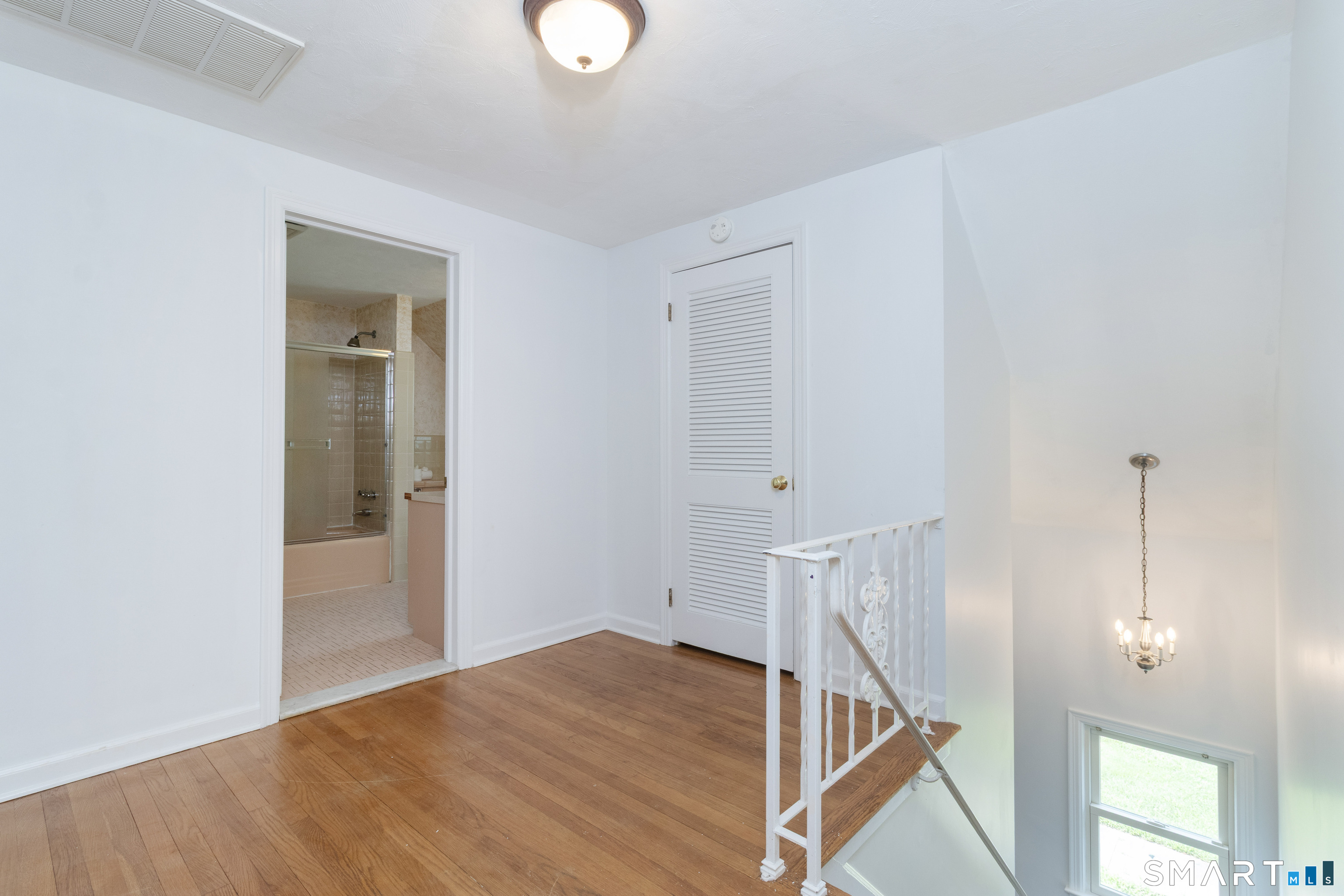 17 Whiting Farm Road photo 24