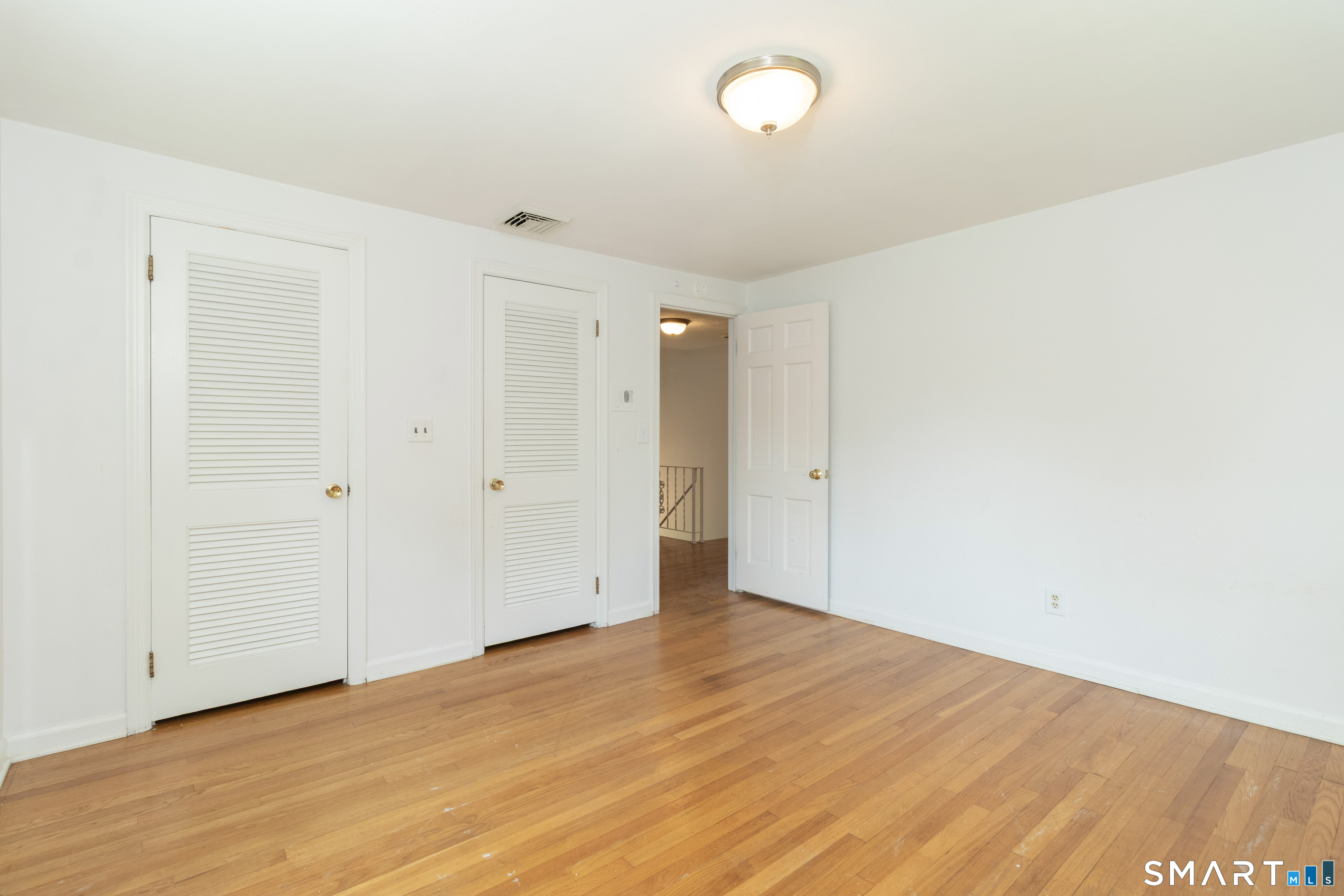 17 Whiting Farm Road photo 29