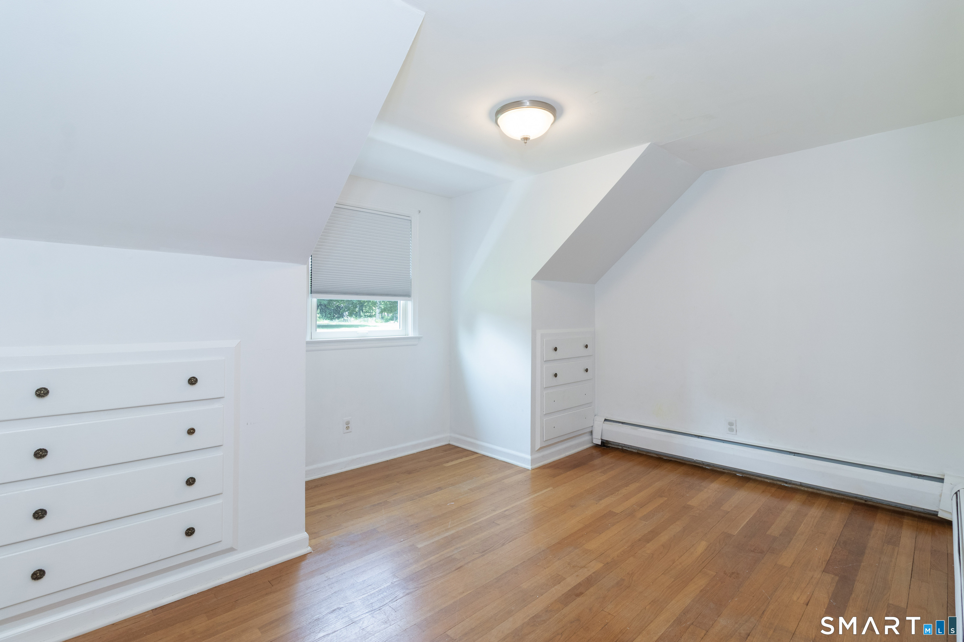 17 Whiting Farm Road photo 31