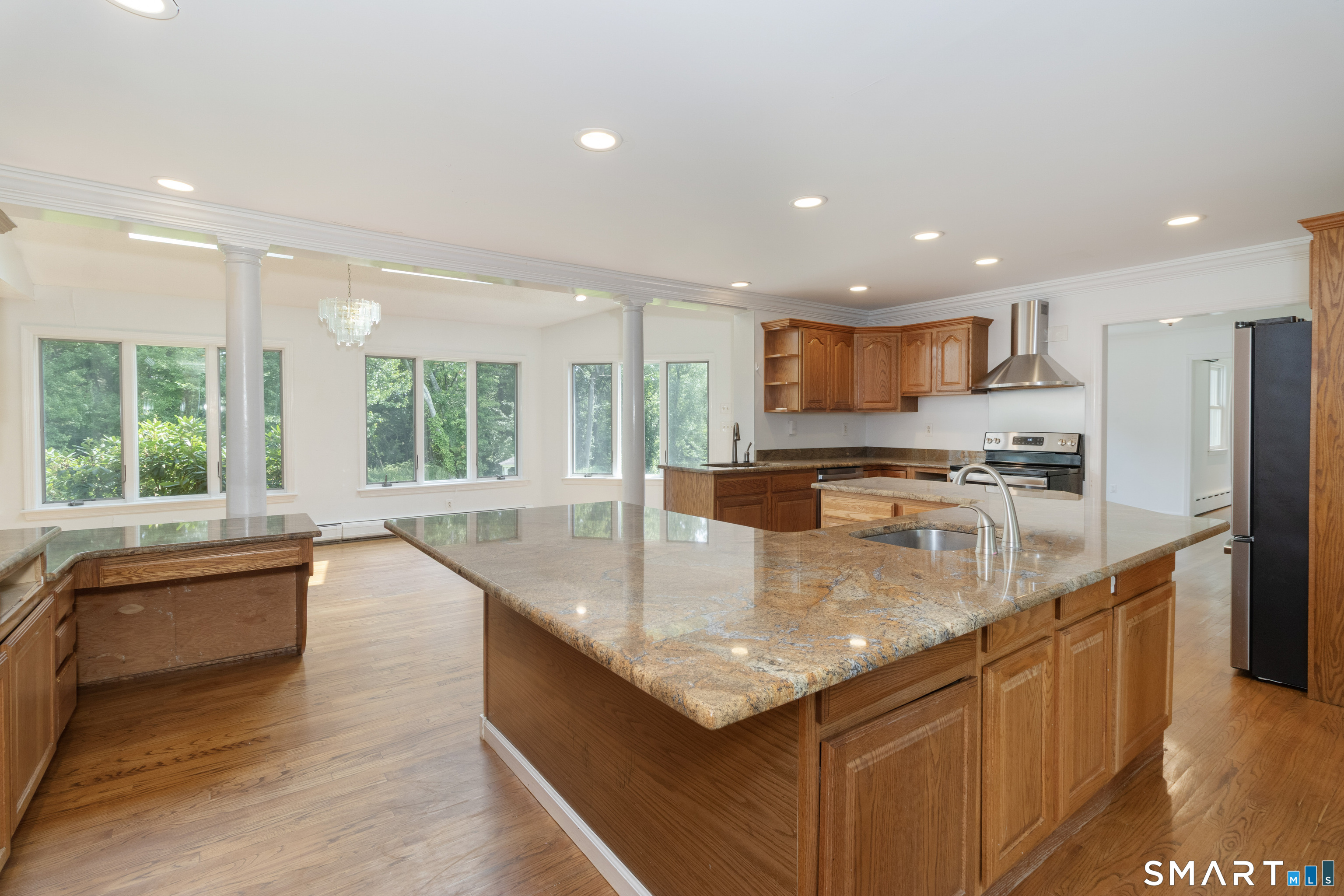 17 Whiting Farm Road photo 17