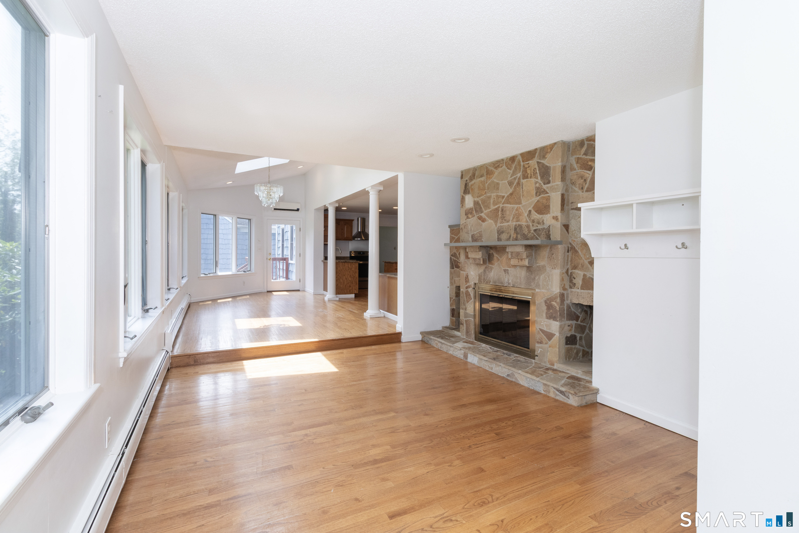 17 Whiting Farm Road photo 23
