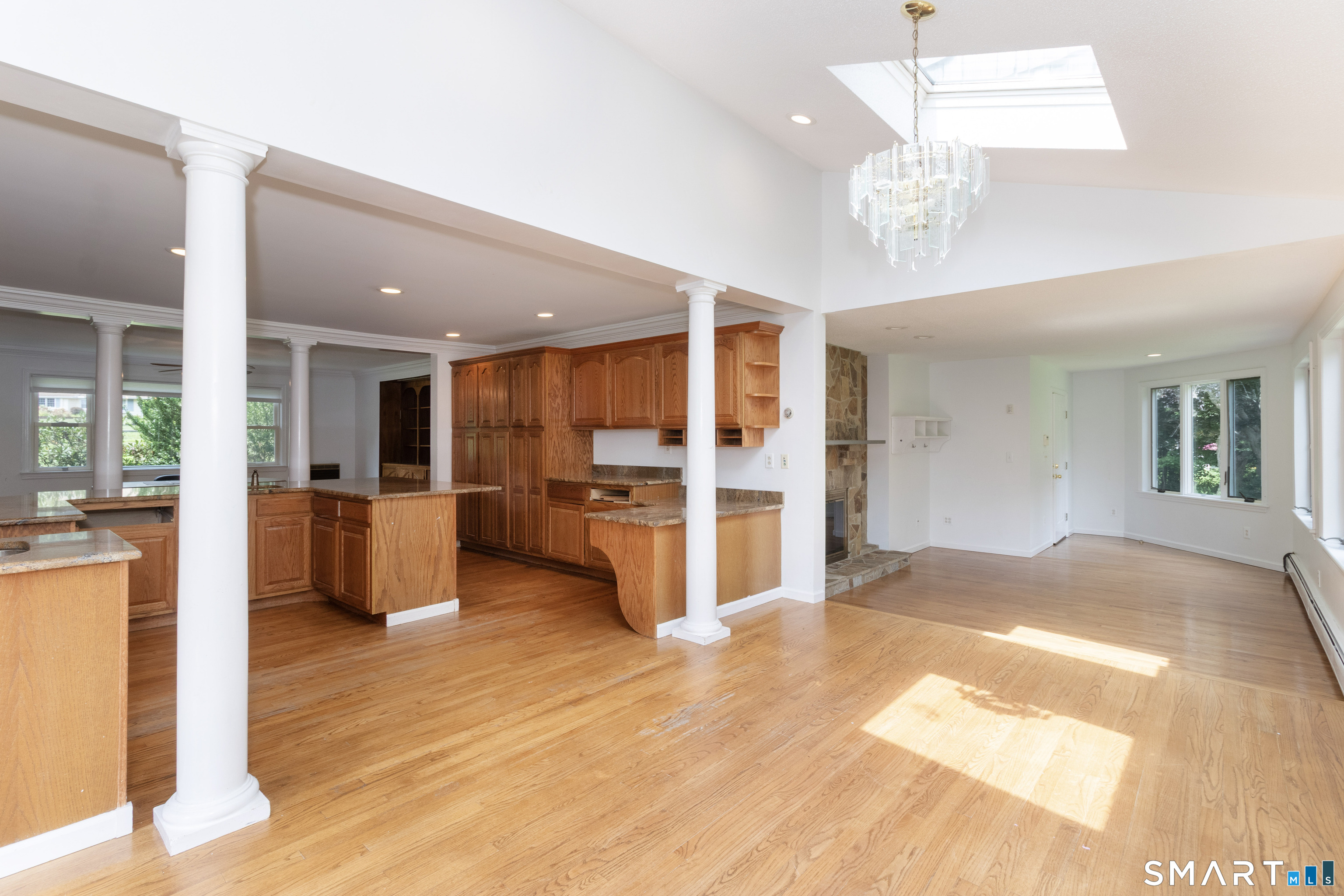 17 Whiting Farm Road photo 20