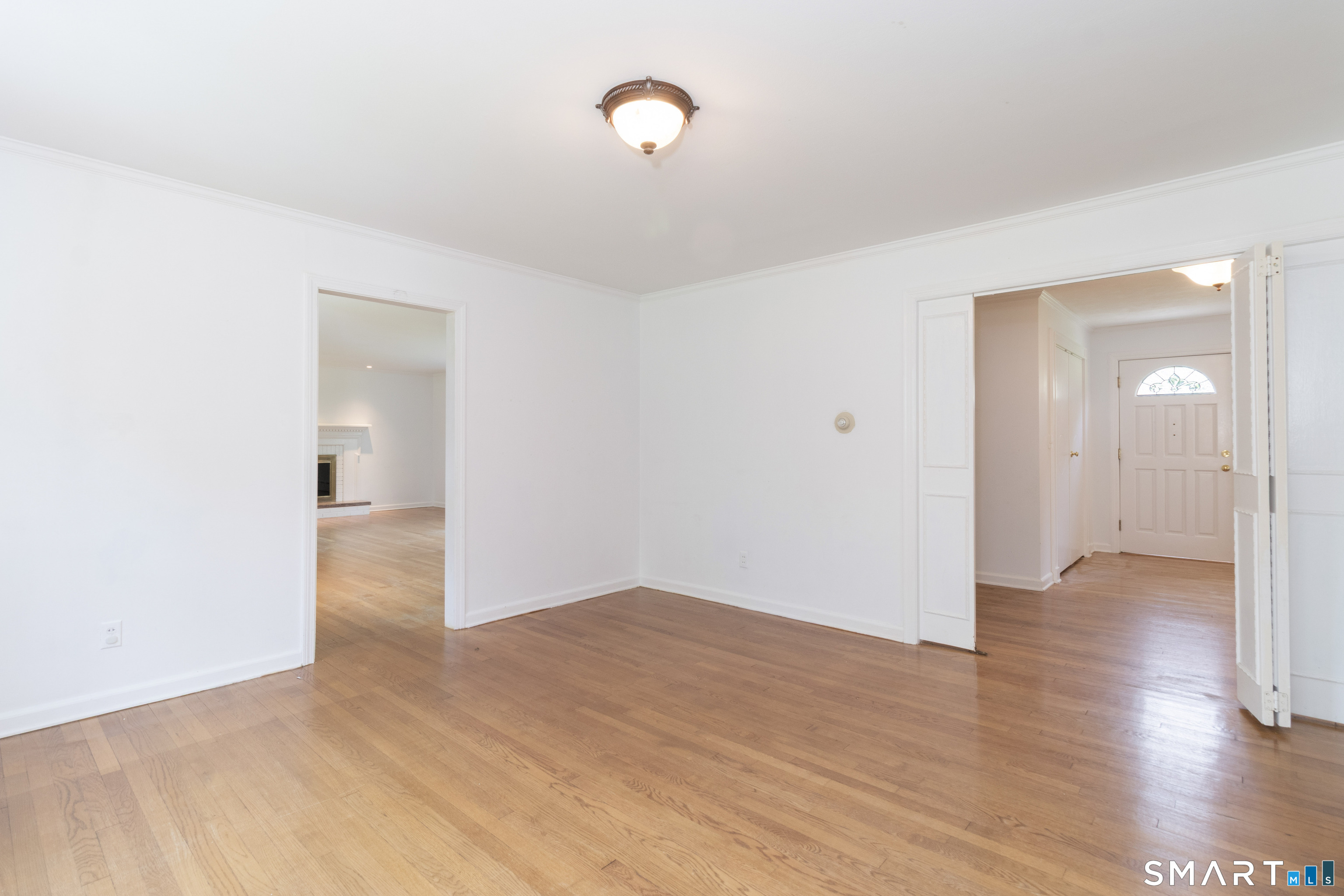 17 Whiting Farm Road photo 16