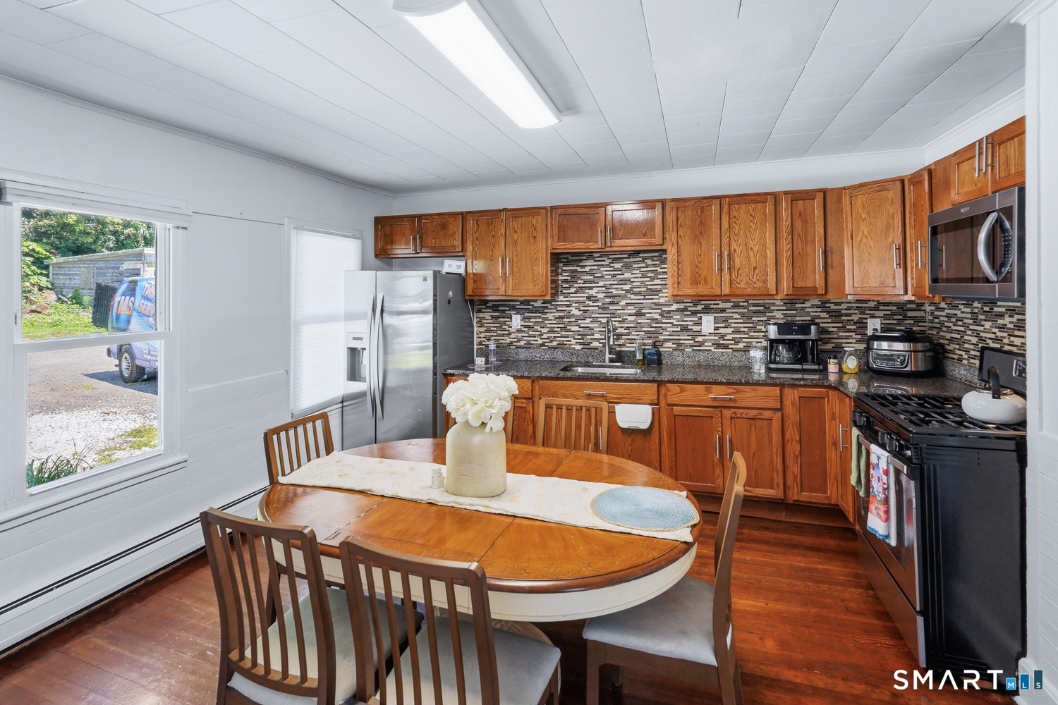 61-63 Pomfret Street photo 5