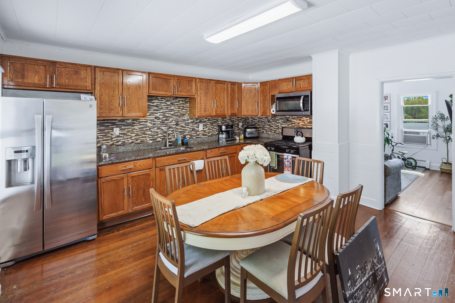 61-63 Pomfret Street photo 6