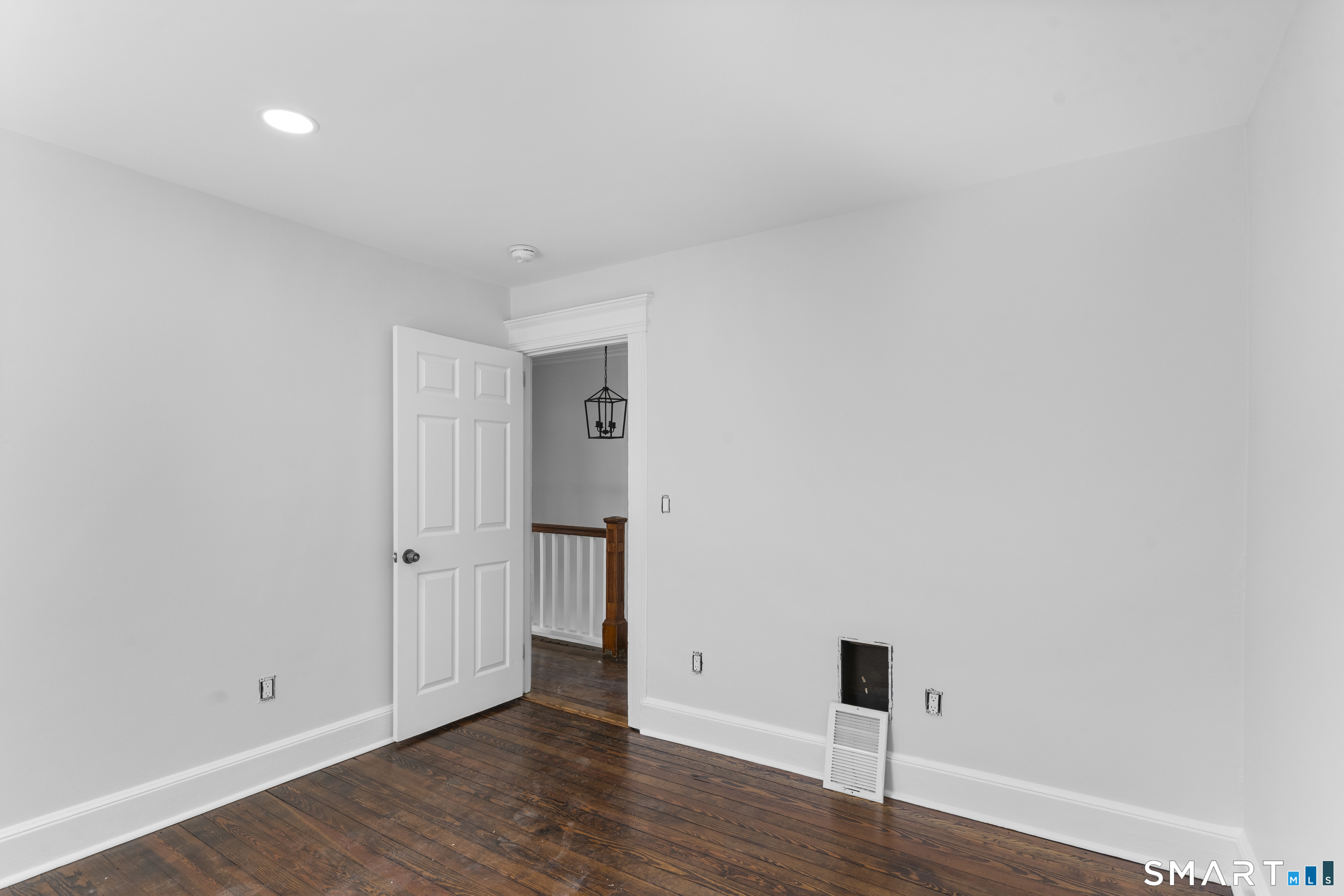 366 Remington Street photo 12